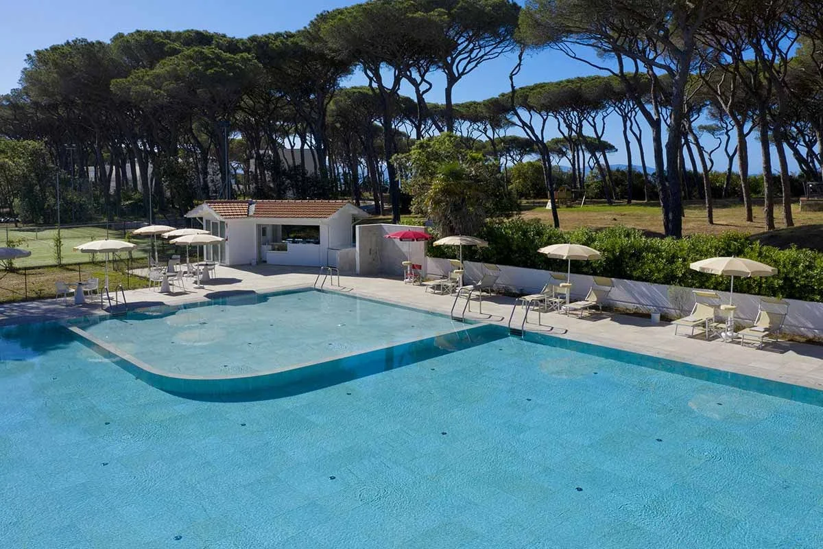 Luxusní dovolená v Toskánsku: 5* hotel přímo u pláže, snídaně nebo polopenze, animace