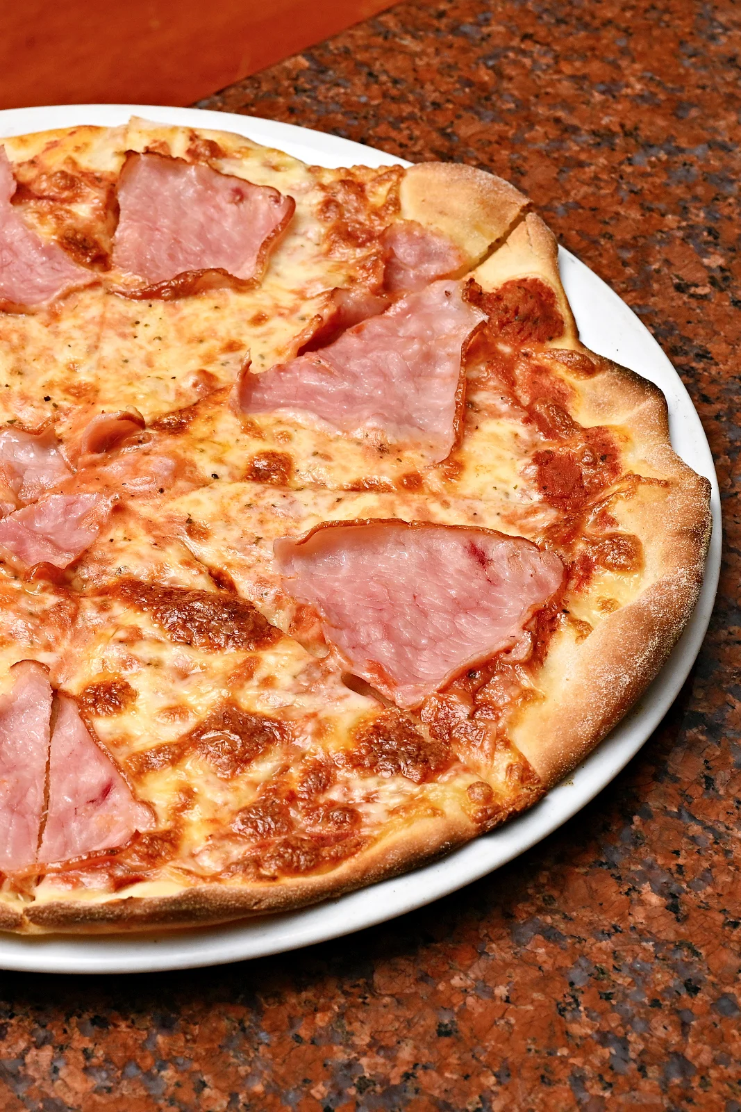 Otevřené vouchery na cokoli v hodnotě 350-1000 Kč do rodinné restaurace na Žižkově