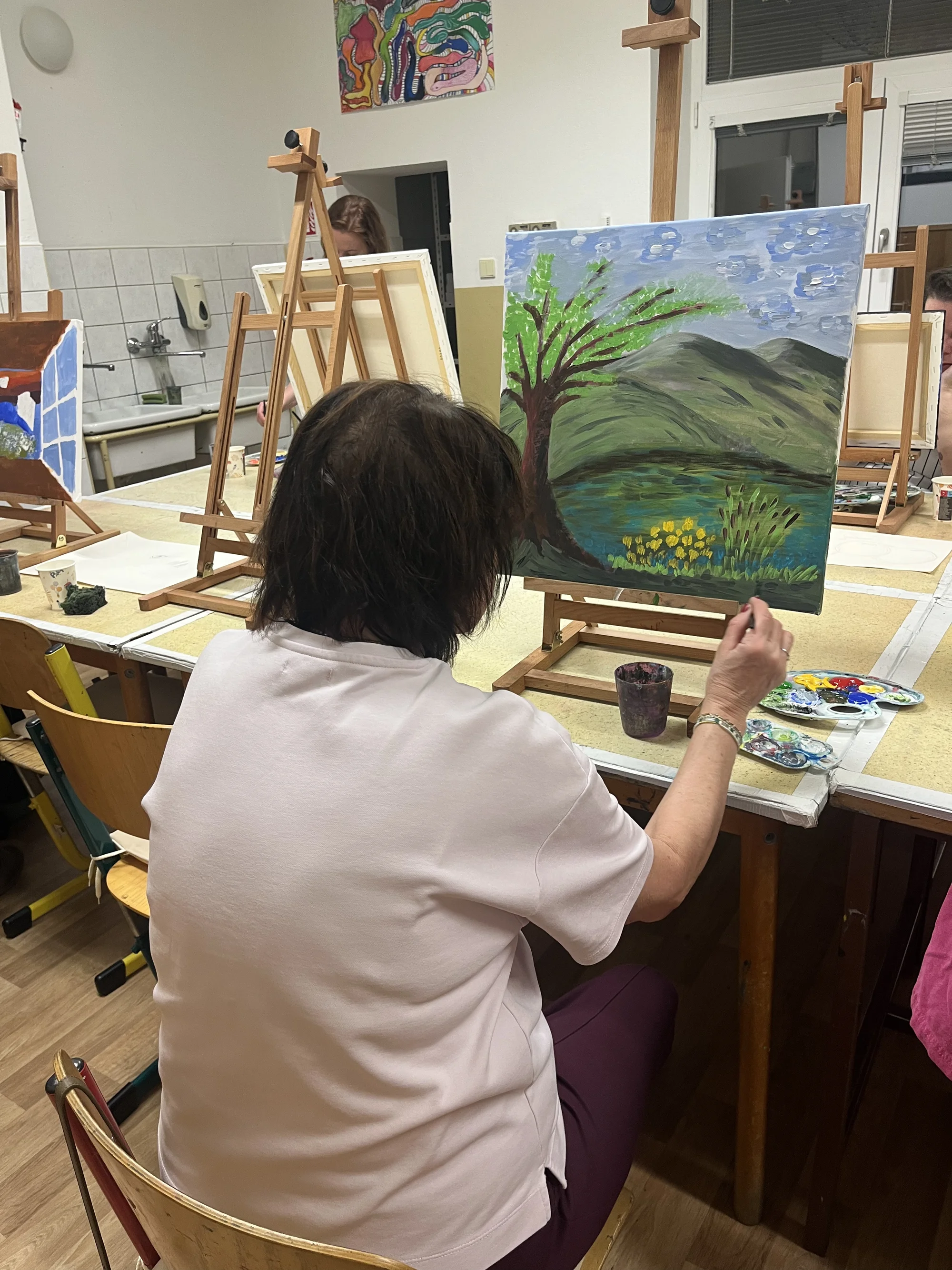 Vyrobte si vlastní originál: 3h workshop malování akrylem v Brně