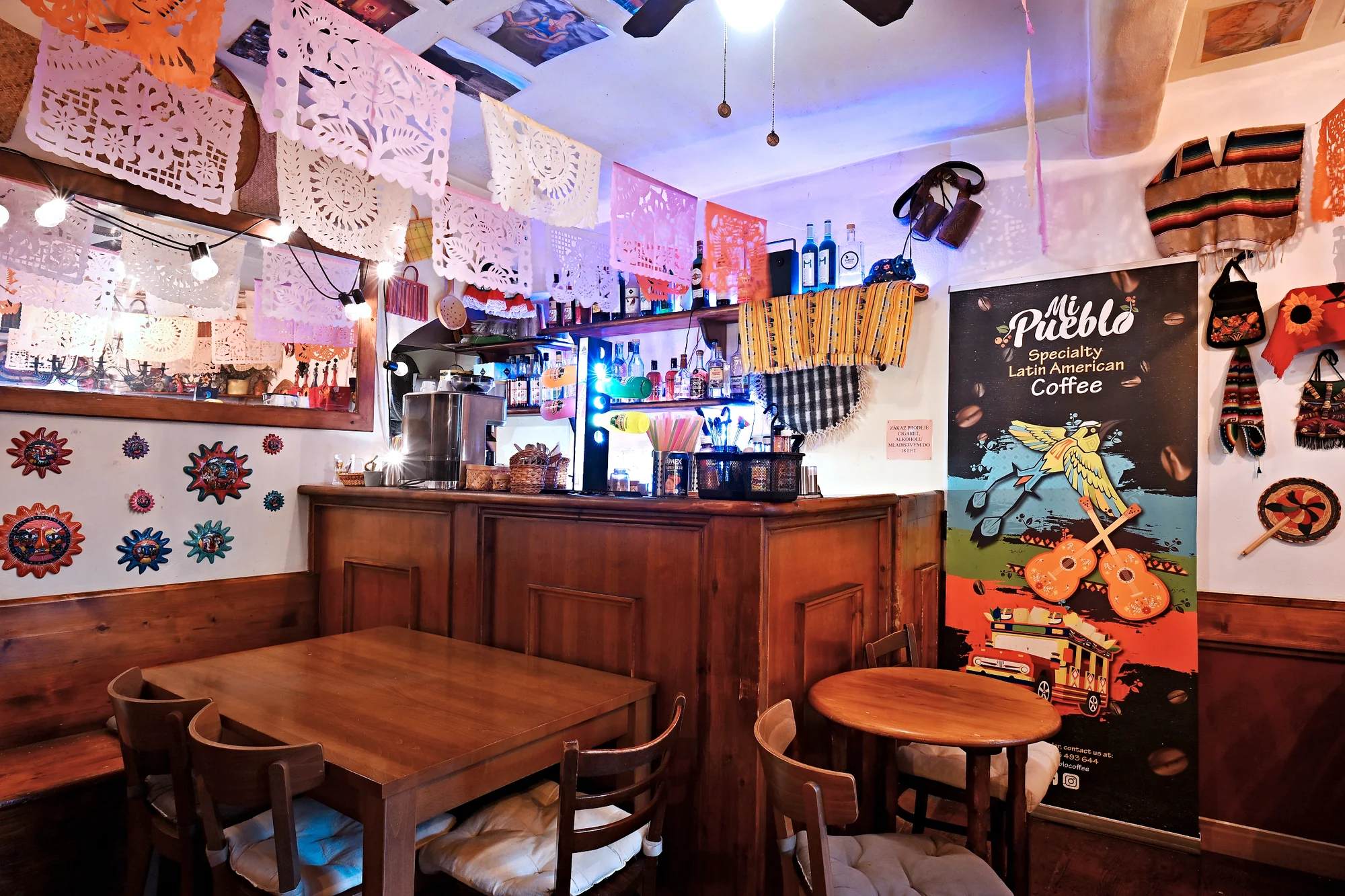 Pravá mexická fiesta: 2hod. all you can eat pro 1-2 osoby i vč. lahve vína