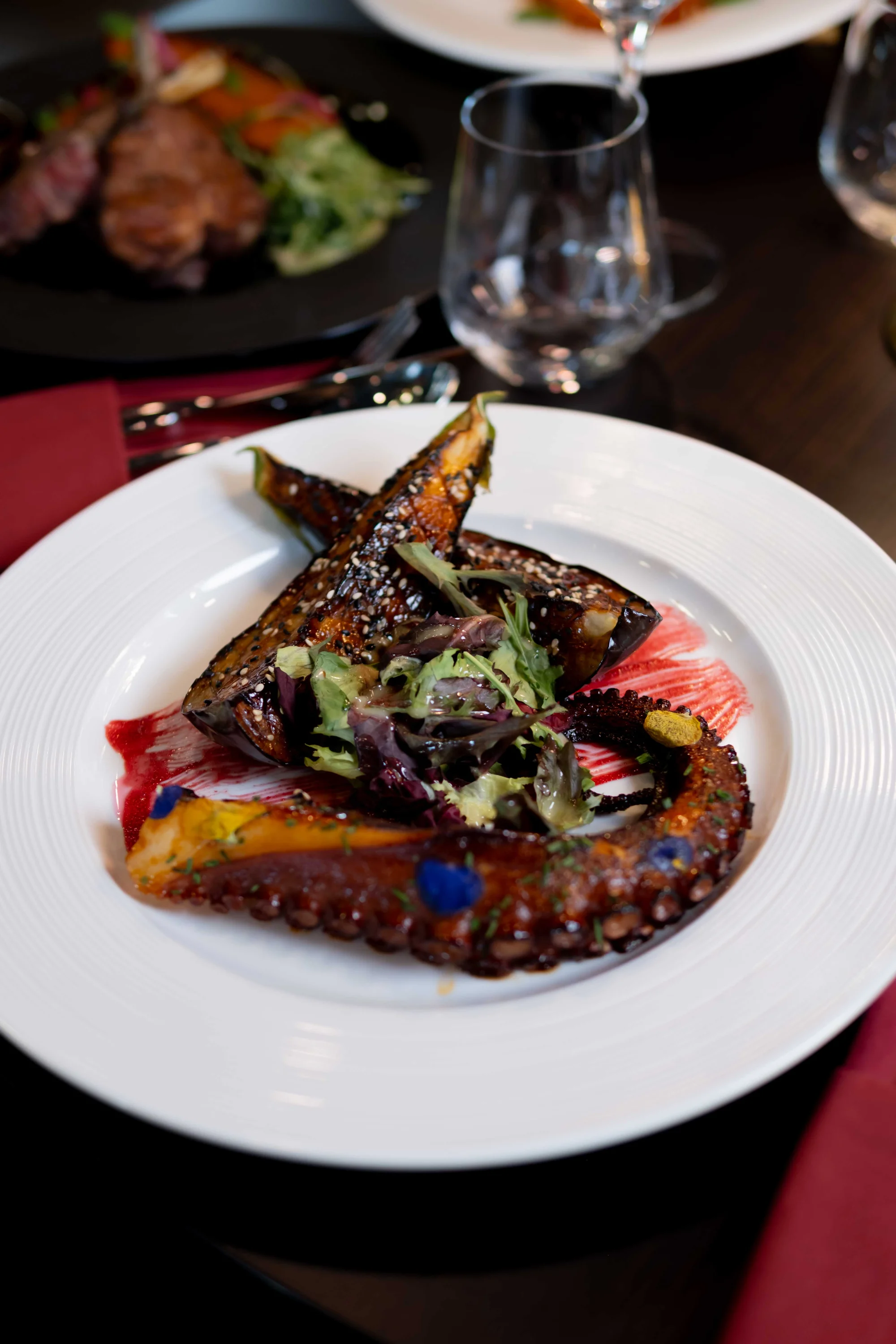 Otevřené vouchery v hodnotě 500-2000 Kč do moderní asijské fusion restaurace