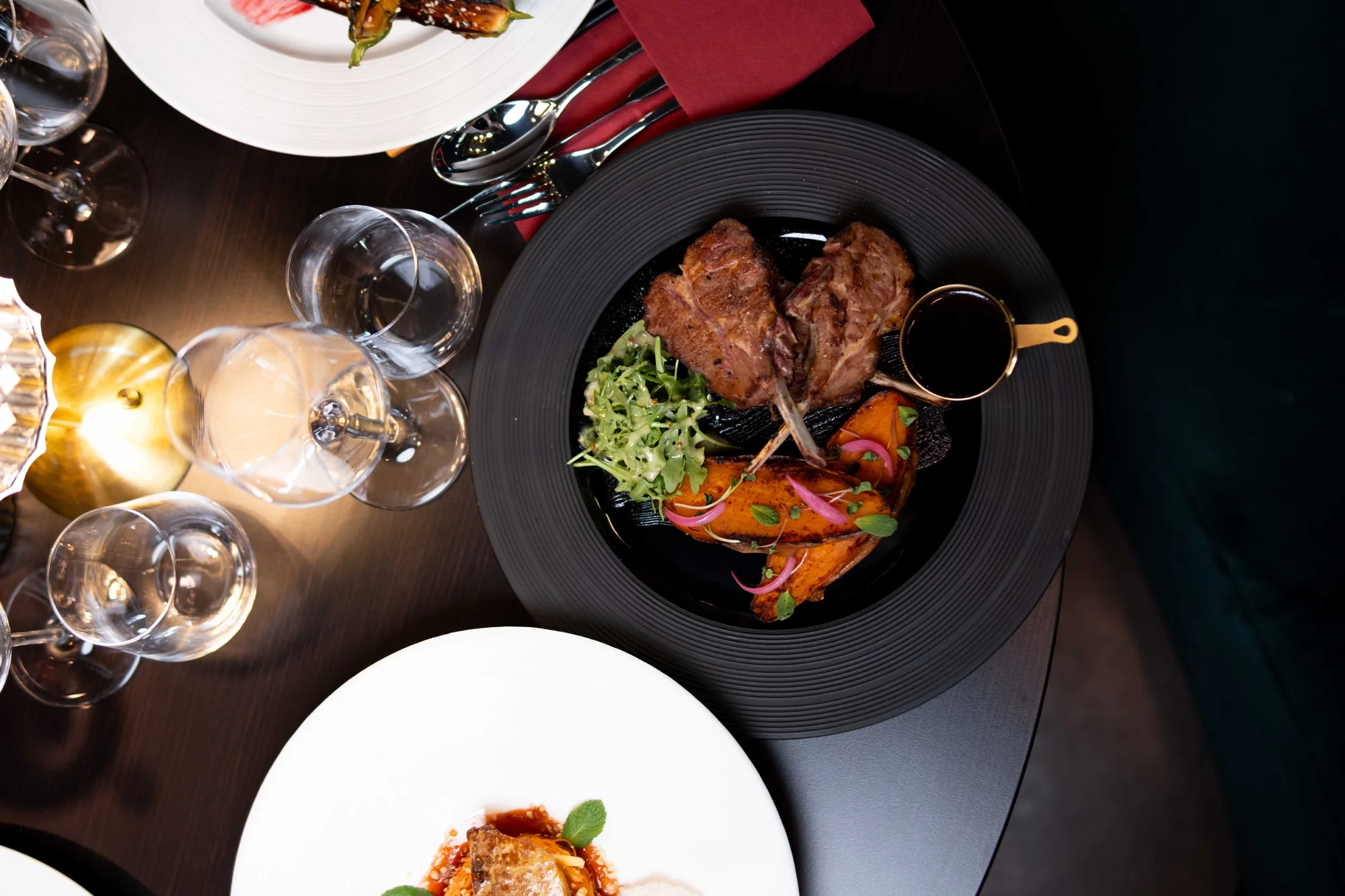 Otevřené vouchery v hodnotě 500-2000 Kč do moderní asijské fusion restaurace