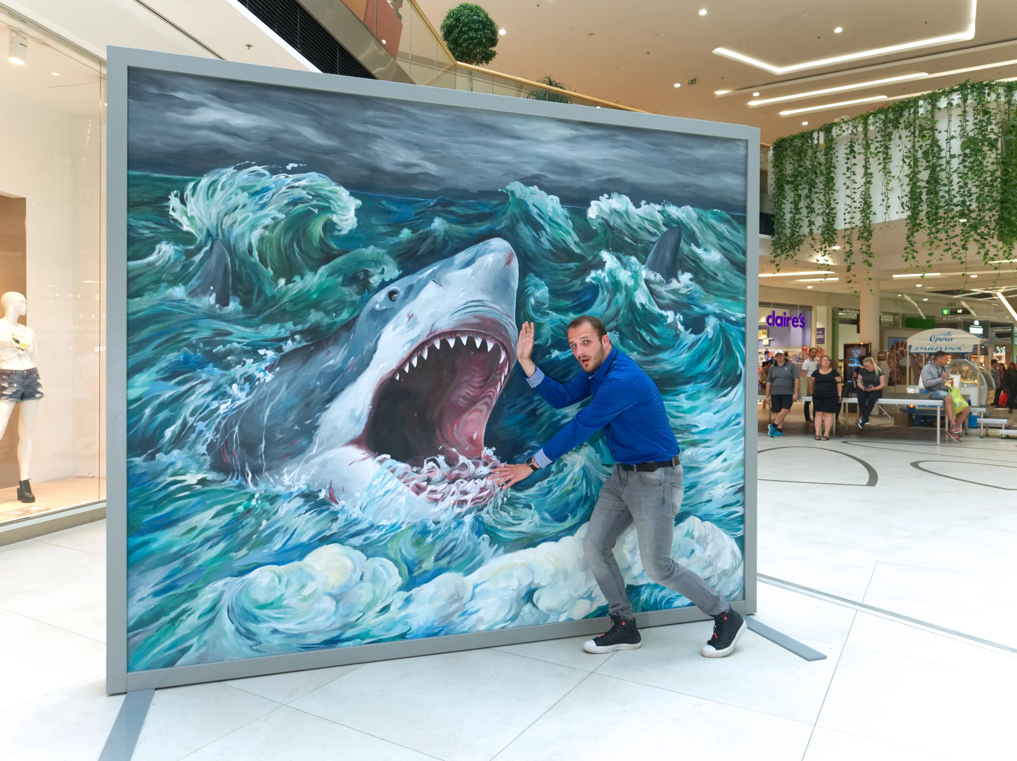 Vstupy na výstavu Obři oceánů v OC Westfield na Černém Mostě