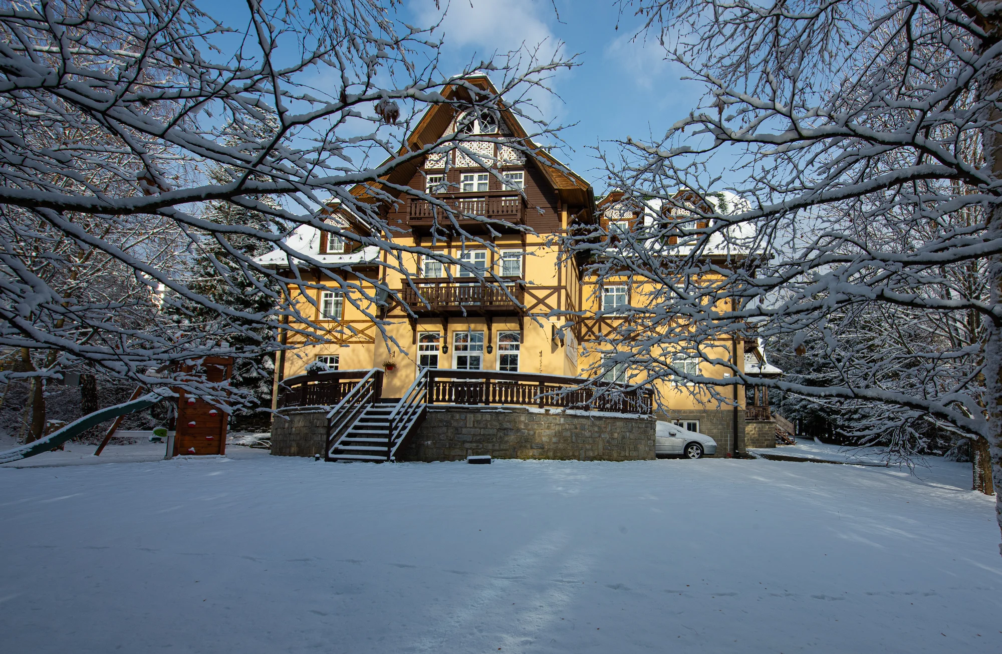 Pobyt kousek od lázní Nový Smokovec s polopenzí a saunou