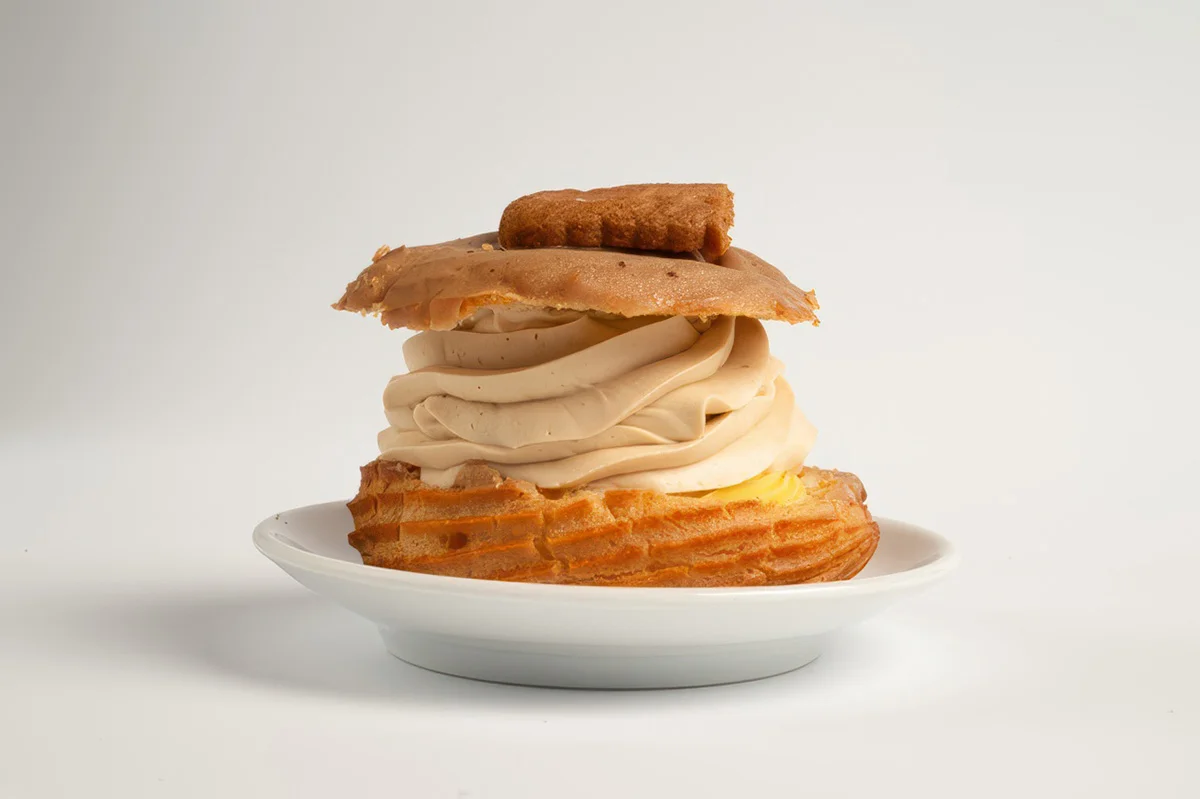 Sladká tečka i osvěžující drink: otevřené vouchery na 300 až 1500 Kč do kavárny na náplavce