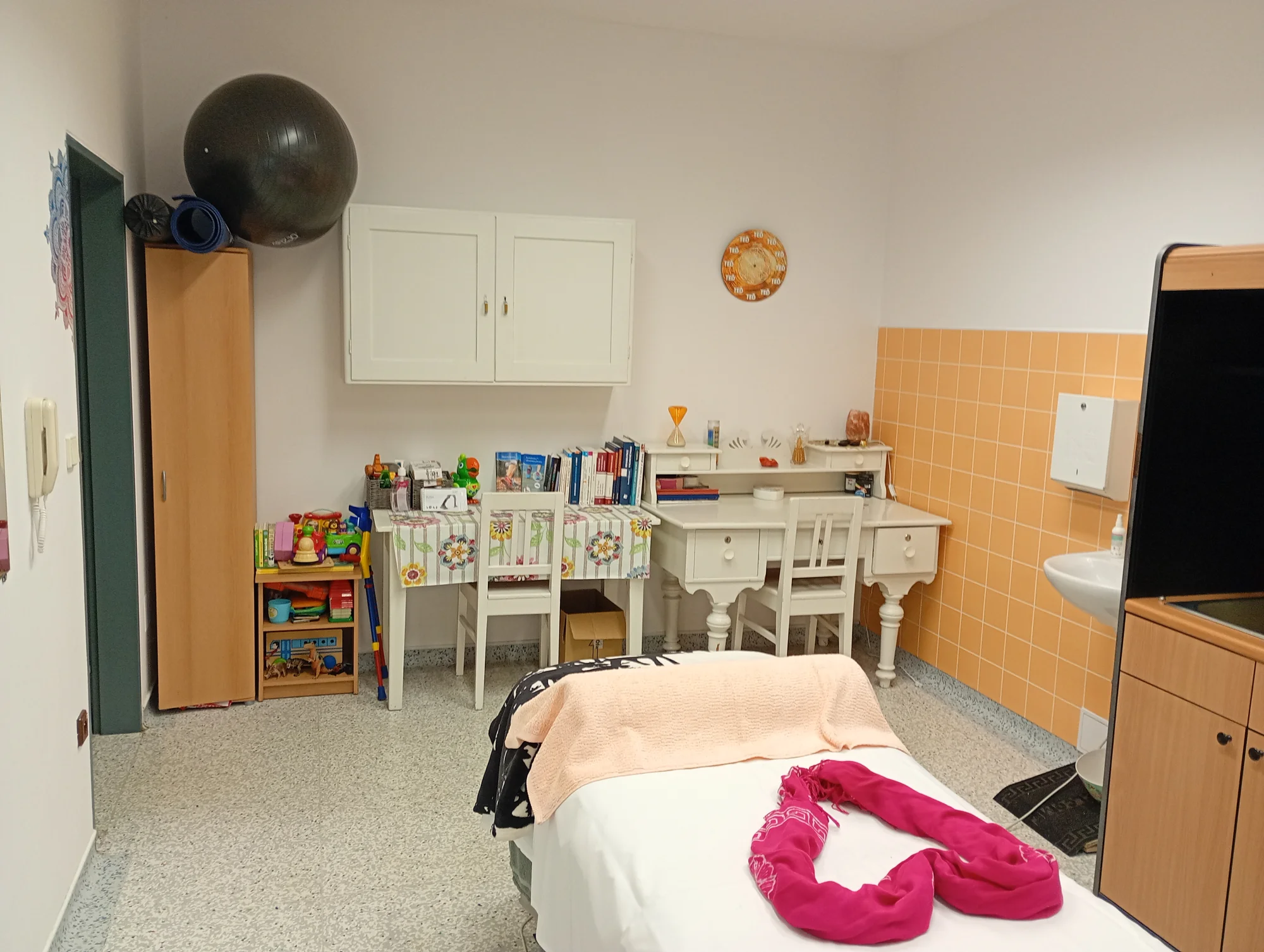 Masáže podle vašeho výběru: šetrná Bowenova, lymfatická nebo medová