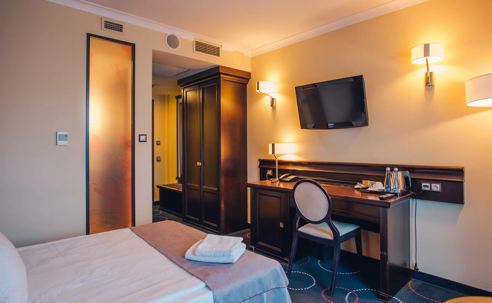 Vítejte v Gdaňsku: 4* hotel v historickém centru města, snídaně, neomezeně sauna