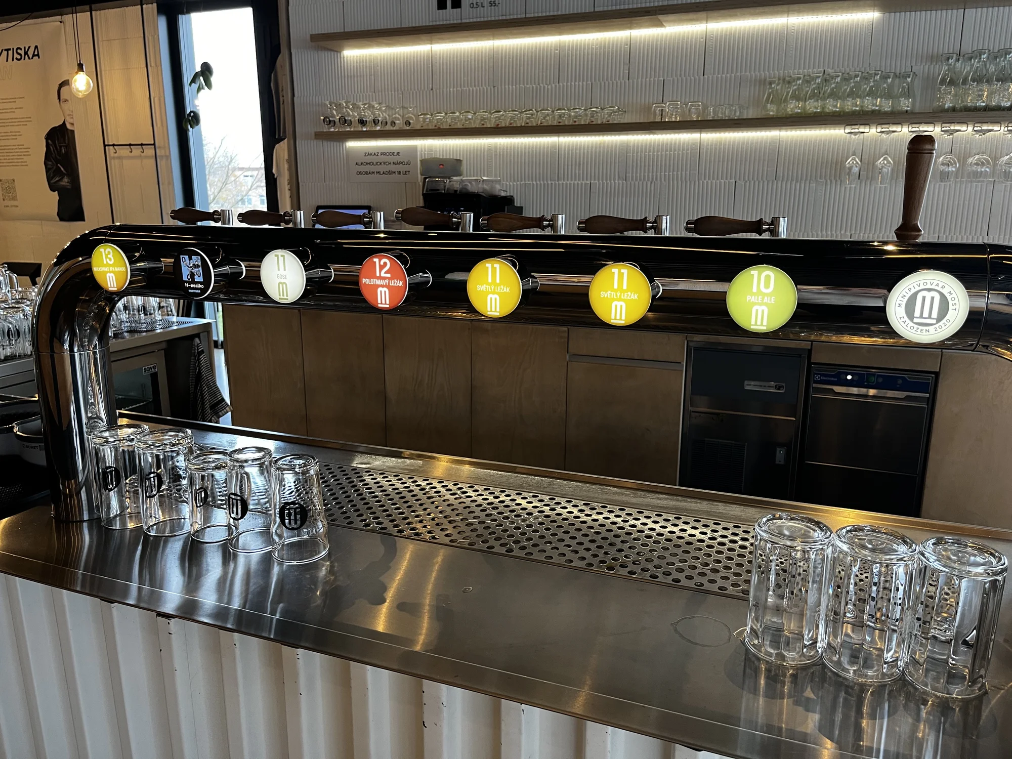 Degustace 6 vzorků piva i prohlídka Minipivovaru Most, pro 1 či 2 os.