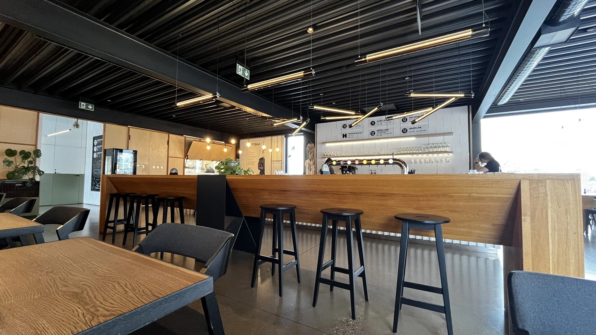 Degustace 6 vzorků piva i prohlídka Minipivovaru Most, pro 1 či 2 os.