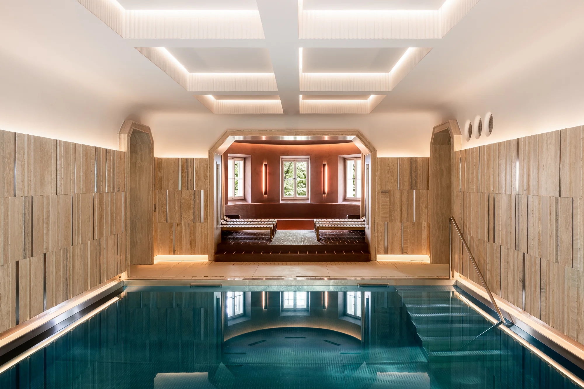 Úchvatný 5* zámek v Krakově: panoramatický výhled, snídaně či polopenze