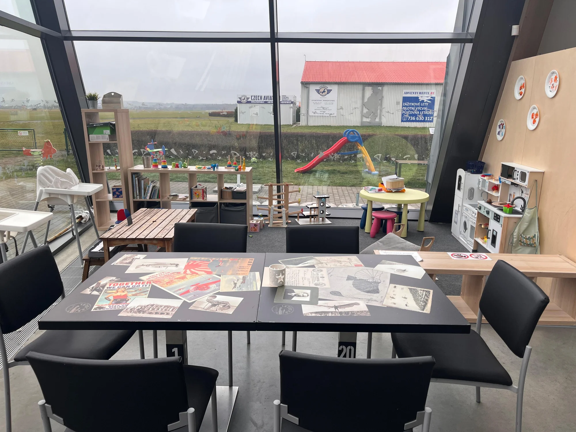 Vouchery až na 500 Kč na vše v kavárně Hangár café v Mladé Boleslavi