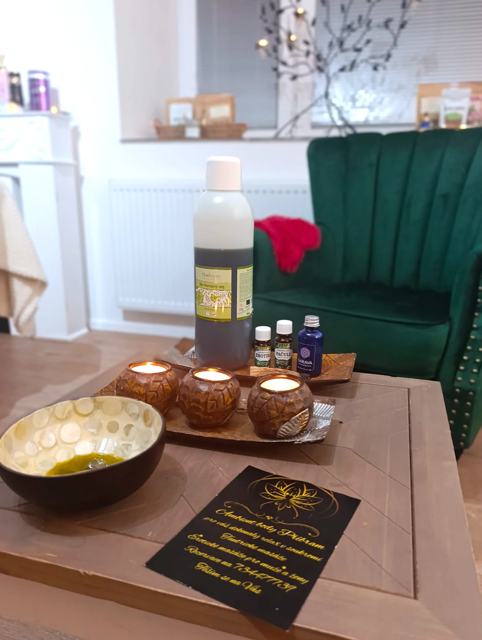 Tantrická rituální masáž pro muže i ženy: dotek, který vás dovede k sobě