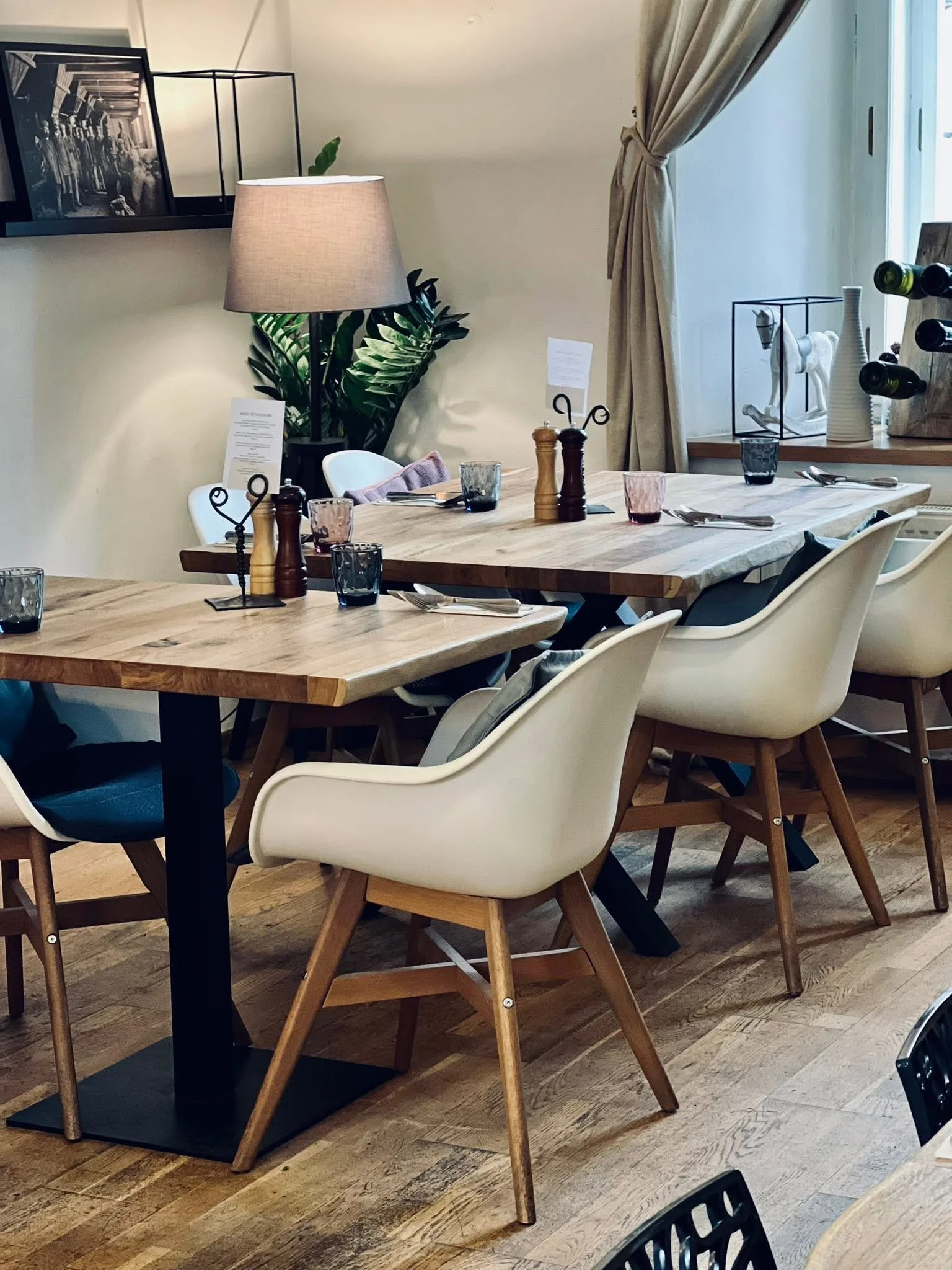 Menu s kachní paštikou, steakem a crème brûlée i s lahví vína pro 1 či 2 osoby