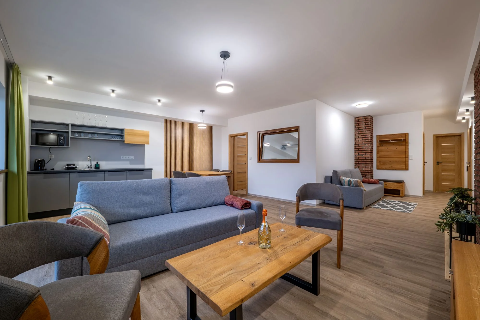 Stylové apartmány na Liptově: strava, výhled na hory i wellness v hobitích domečcích