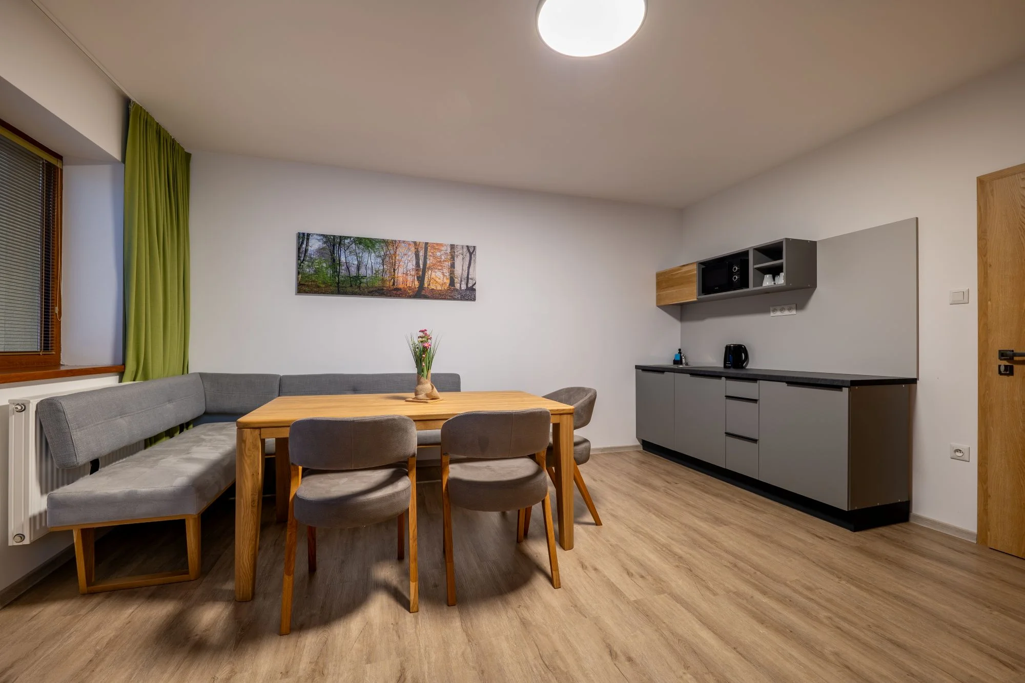 Stylové apartmány na Liptově: strava, výhled na hory i wellness v hobitích domečcích