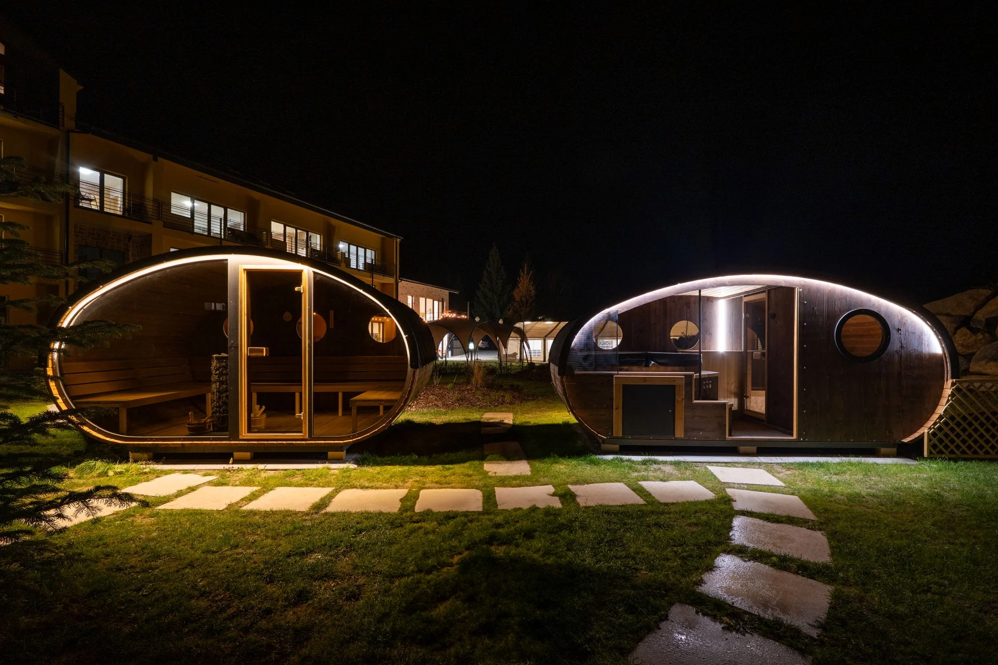 Stylové apartmány na Liptově: strava, výhled na hory i wellness v hobitích domečcích