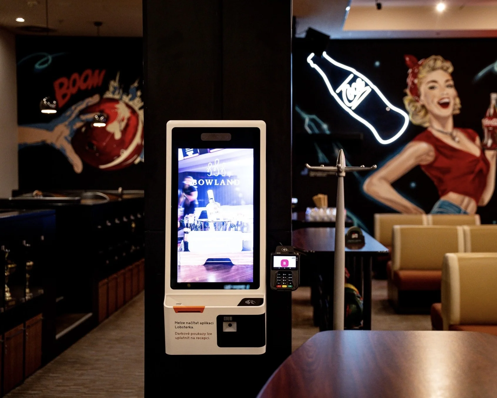 Hodina bowlingu v Šantovce až pro 6 hráčů a k tomu pizza nebo prosecco