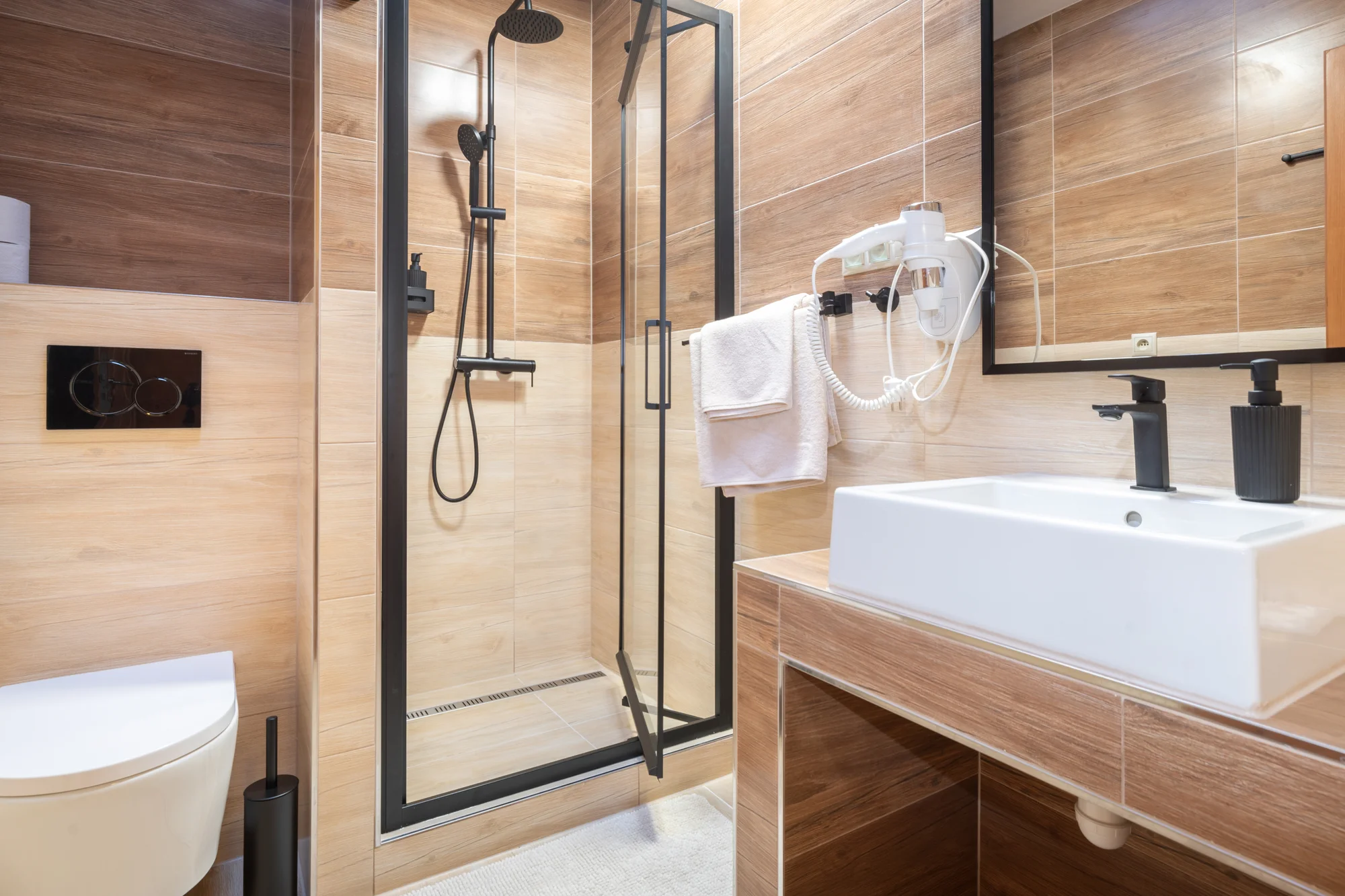 Dovolená na ranči v Novém Tekově: Koně, polopenze, bowling i wellness