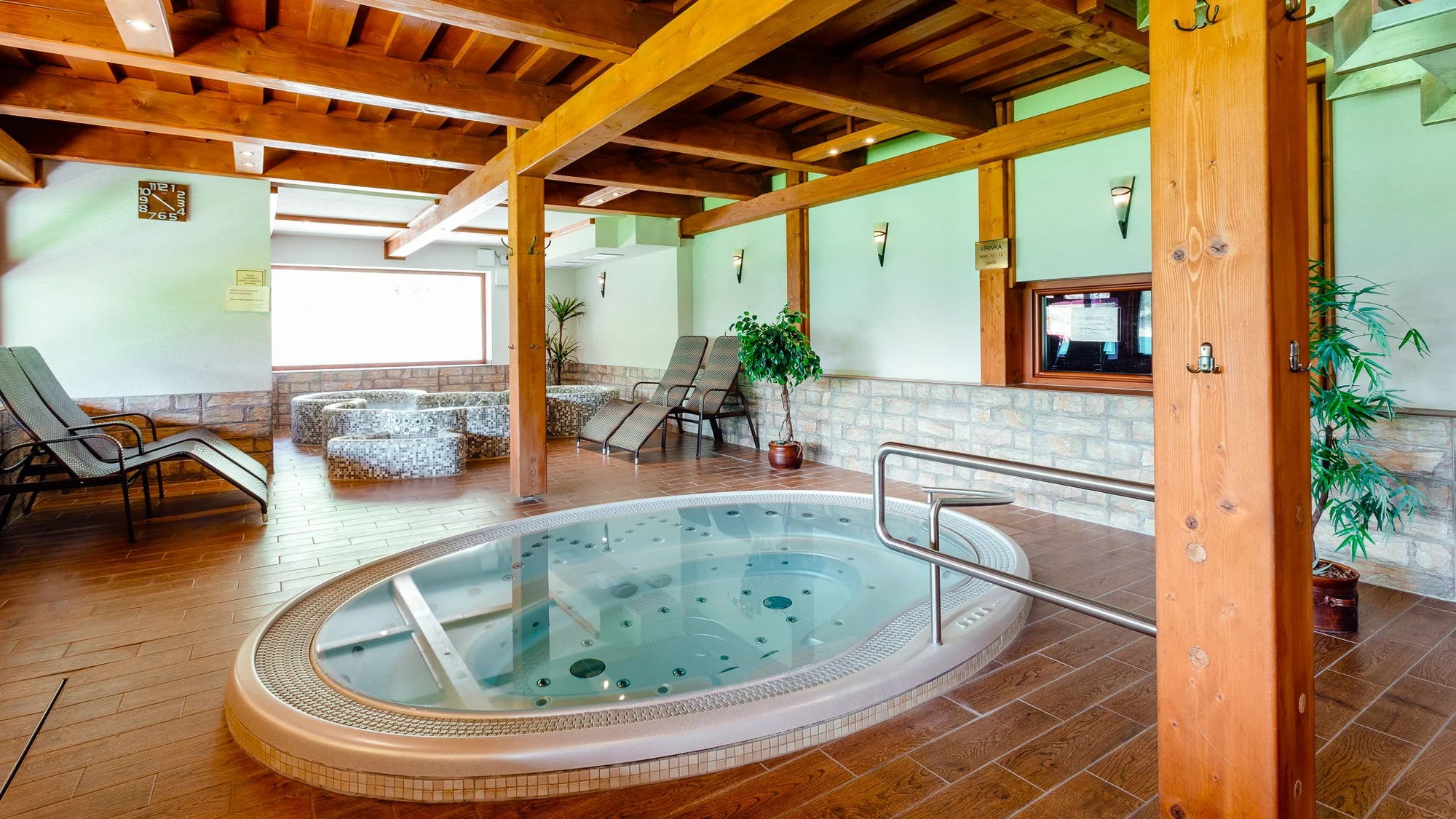 Objevte krásy Západních Tater: wellness pobyt s polopenzí