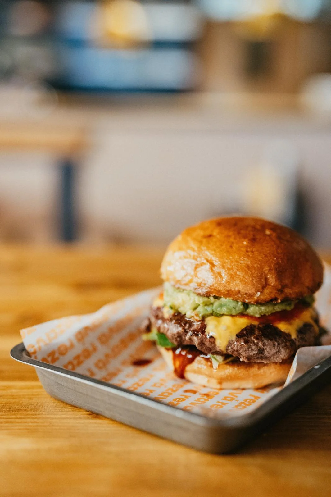 Otevřené vouchery na 500-1500 Kč: burgery, kuře v tempuře i trhané vepřové