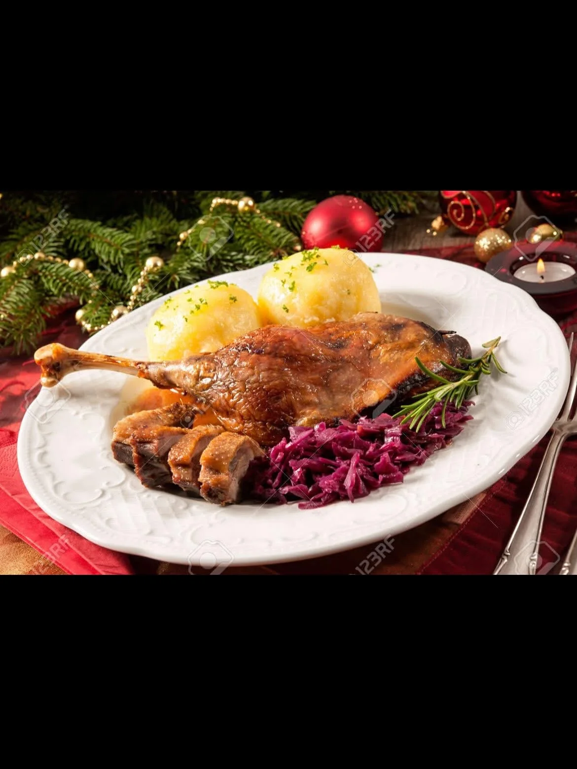 Voucher do restaurace Vinný dvůr v centru Mělníka, 500–1500 Kč