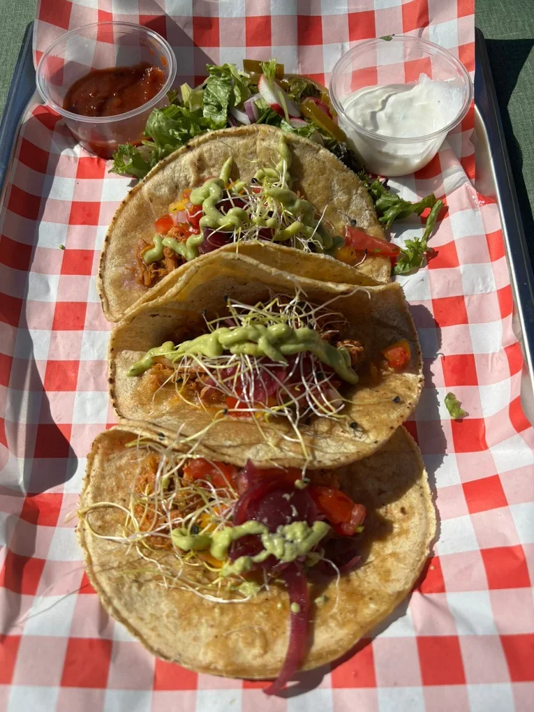 Mexický street food: tacos, quesadillas, nebo burritos a nebeský dezert churros