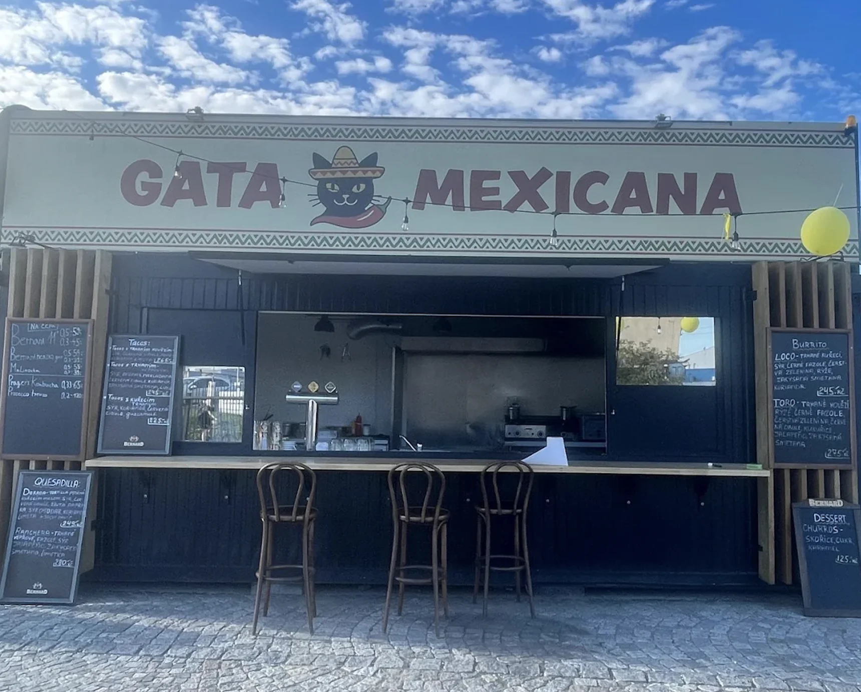 Mexický street food: tacos, quesadillas, nebo burritos a nebeský dezert churros