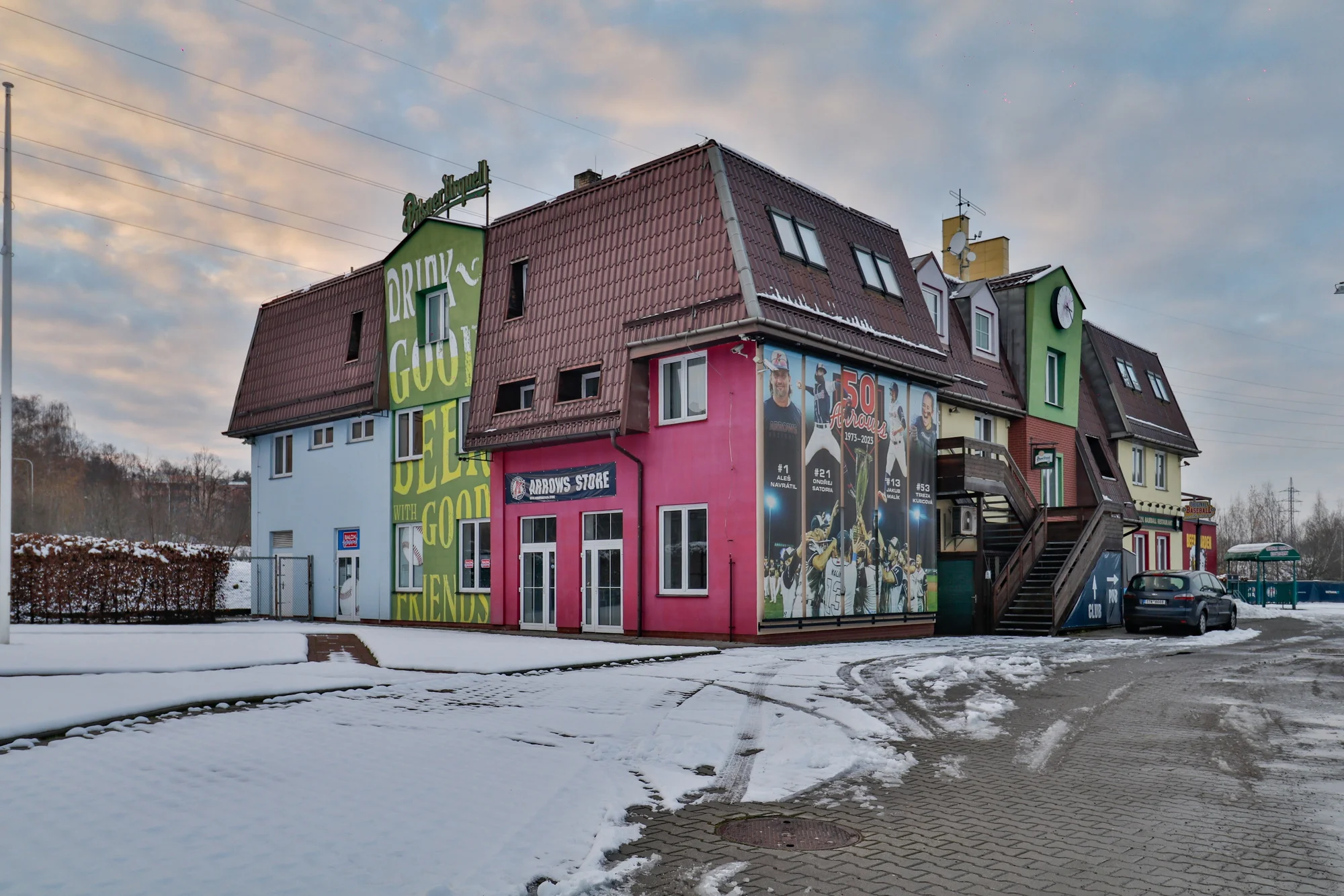 Ochutnejte Ameriku: menu pro 2 osoby s mini burgery, žebry i křídly