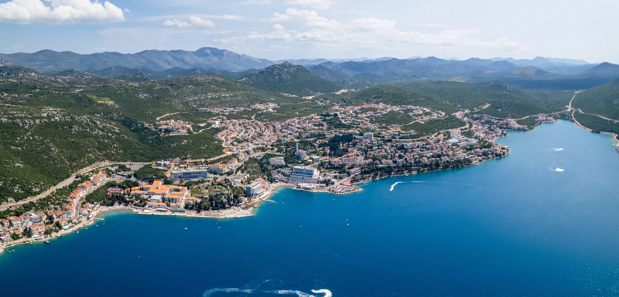 Bosna a Hercegovina: hotel Sunce Neum 100 m od moře, bazén a polopenze či plná penze