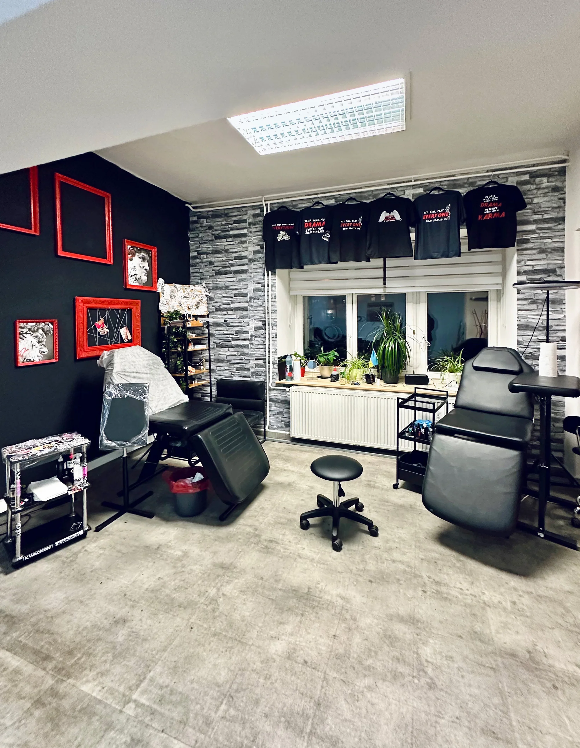 Krásné obočí a řasy: laminace, barvení a Keratin Base i prodloužení či zahuštění na míru