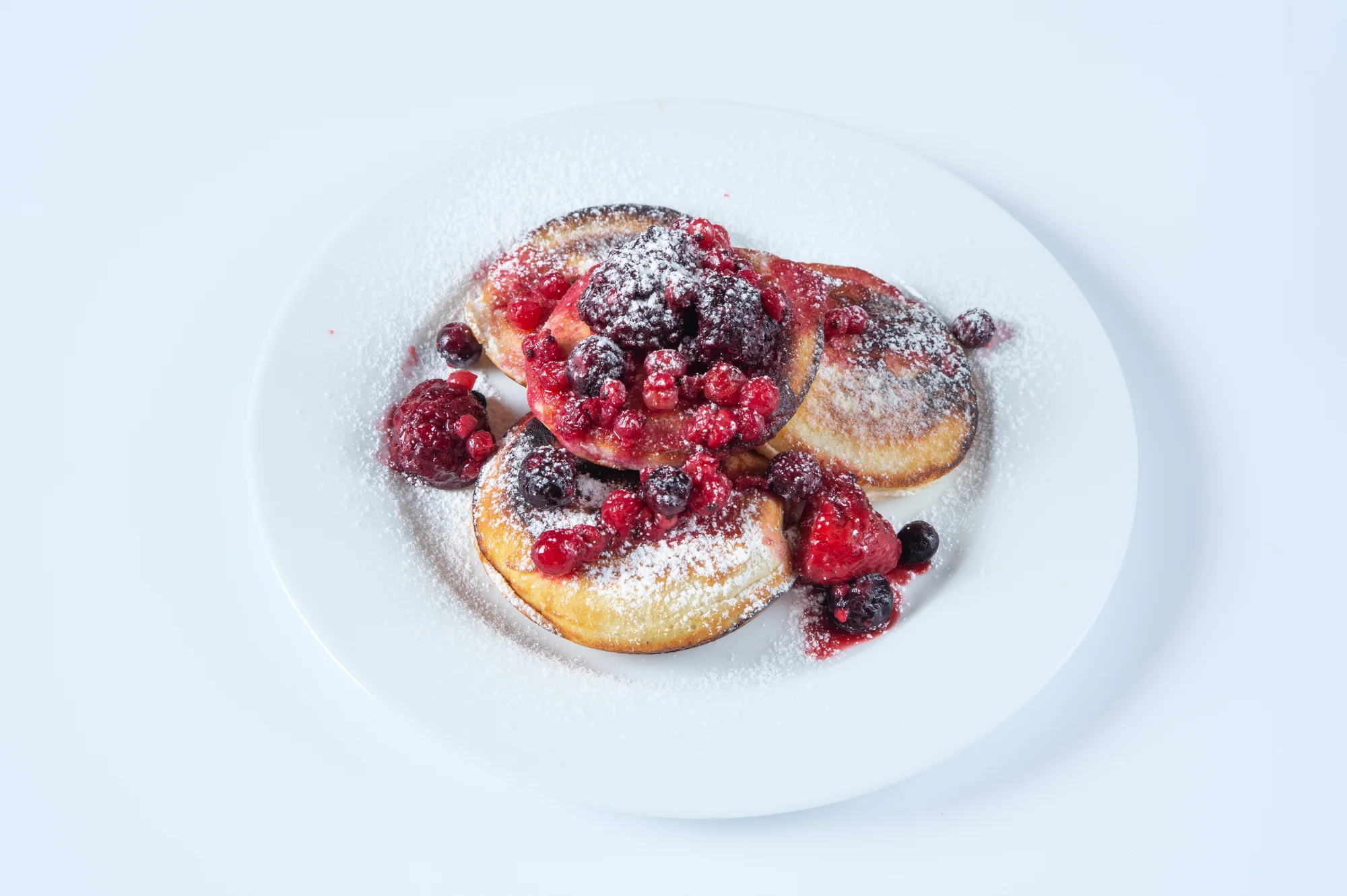 Otevřené vouchery na jídlo i nápoje v AZYL baru & galerii: 300-1500 Kč