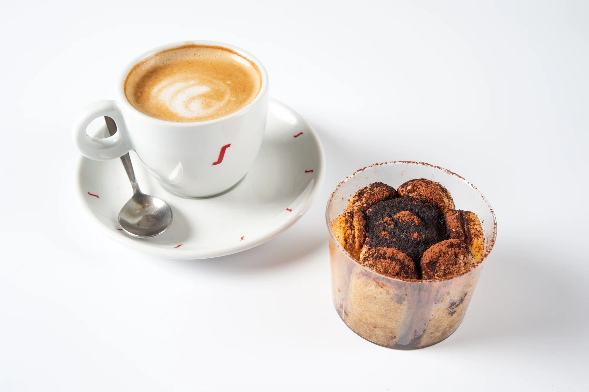 Otevřené vouchery na jídlo i nápoje v AZYL baru & galerii: 300-1500 Kč