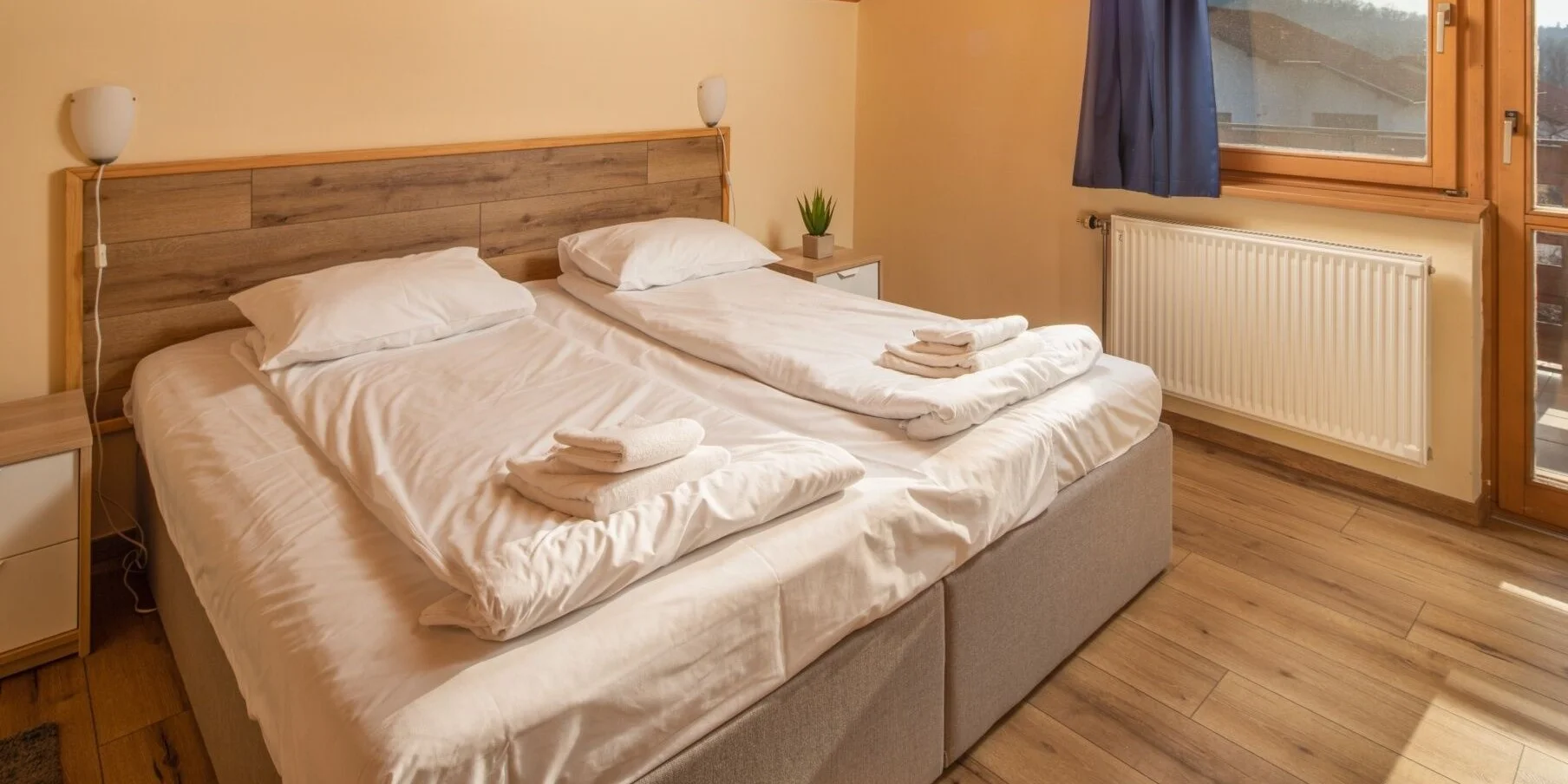 Relax pro rodinu nebo partu přátel blízko Budapešti: neomezeně wellness, možnost polopenze a slevy, děti zdarma