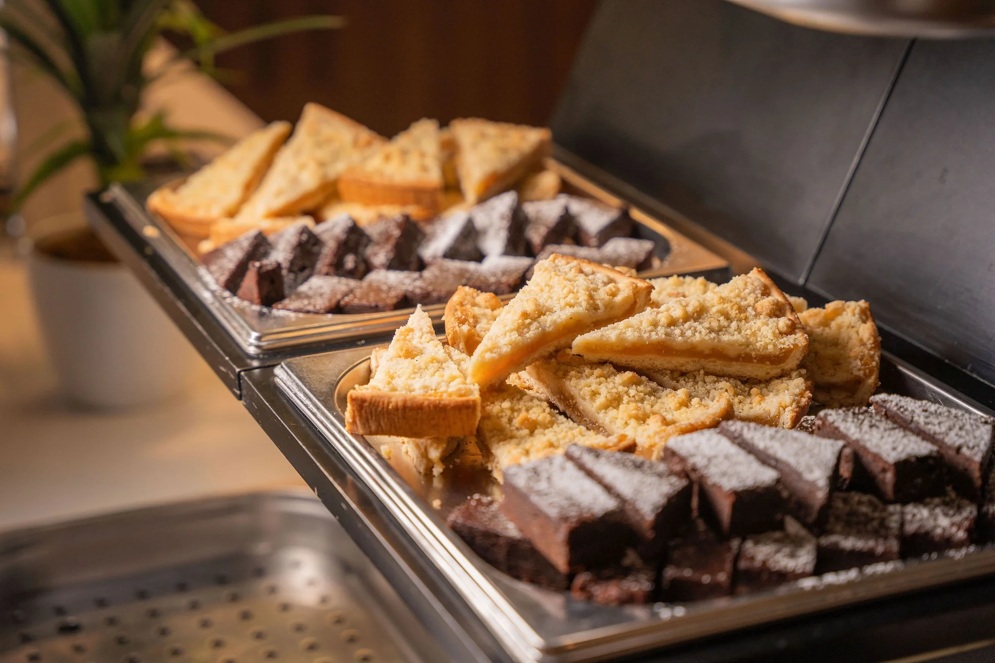 Relax pro rodinu nebo partu přátel blízko Budapešti: neomezeně wellness, možnost polopenze a slevy, děti zdarma