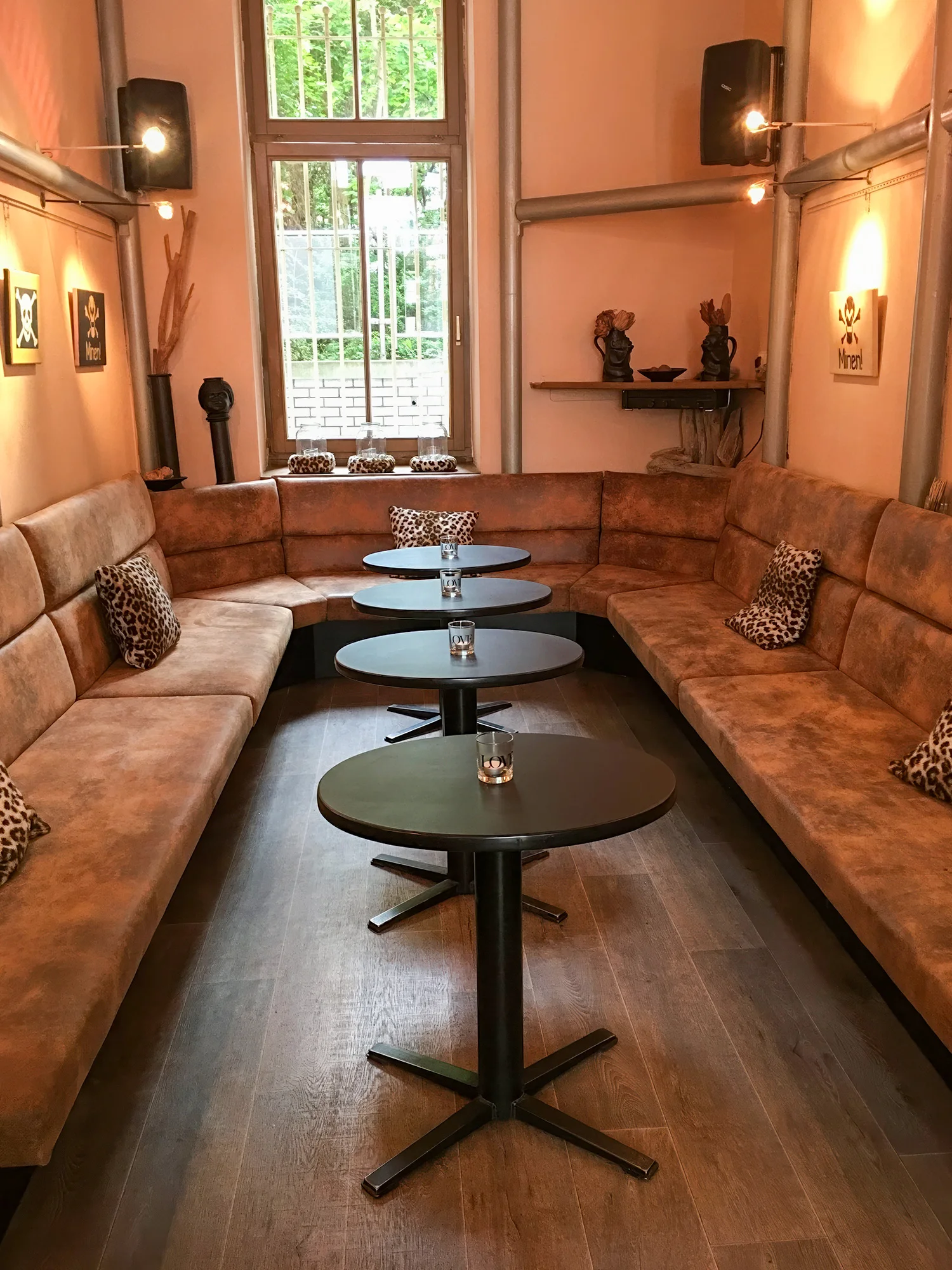 Snídaně v centru Plzně: toasty nebo BLT sendvič, anglická snídaně i lívance, k tomu káva a džus