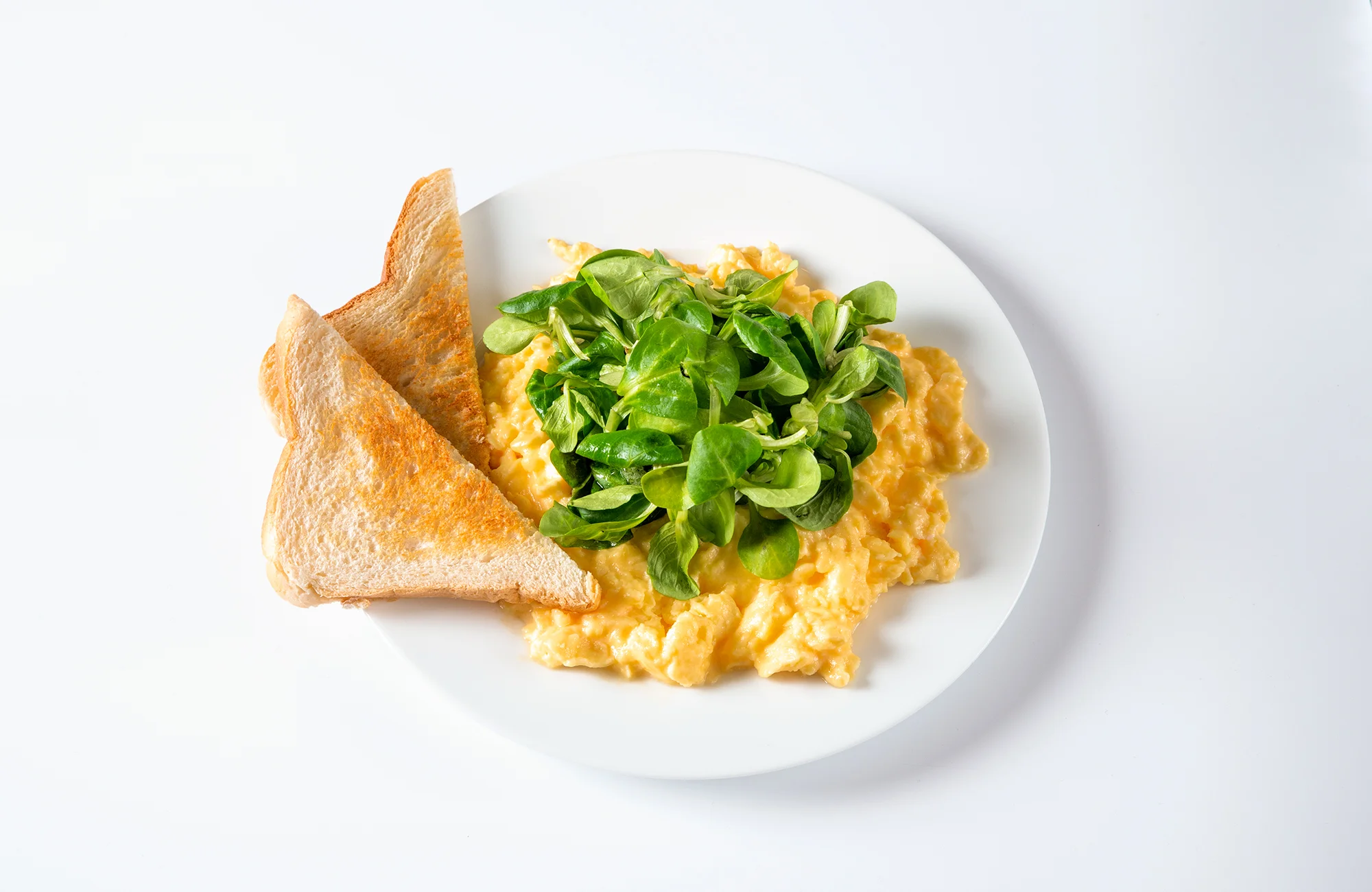 Otevřené vouchery na jídlo i nápoje v AZYL baru & galerii: 300-1500 Kč