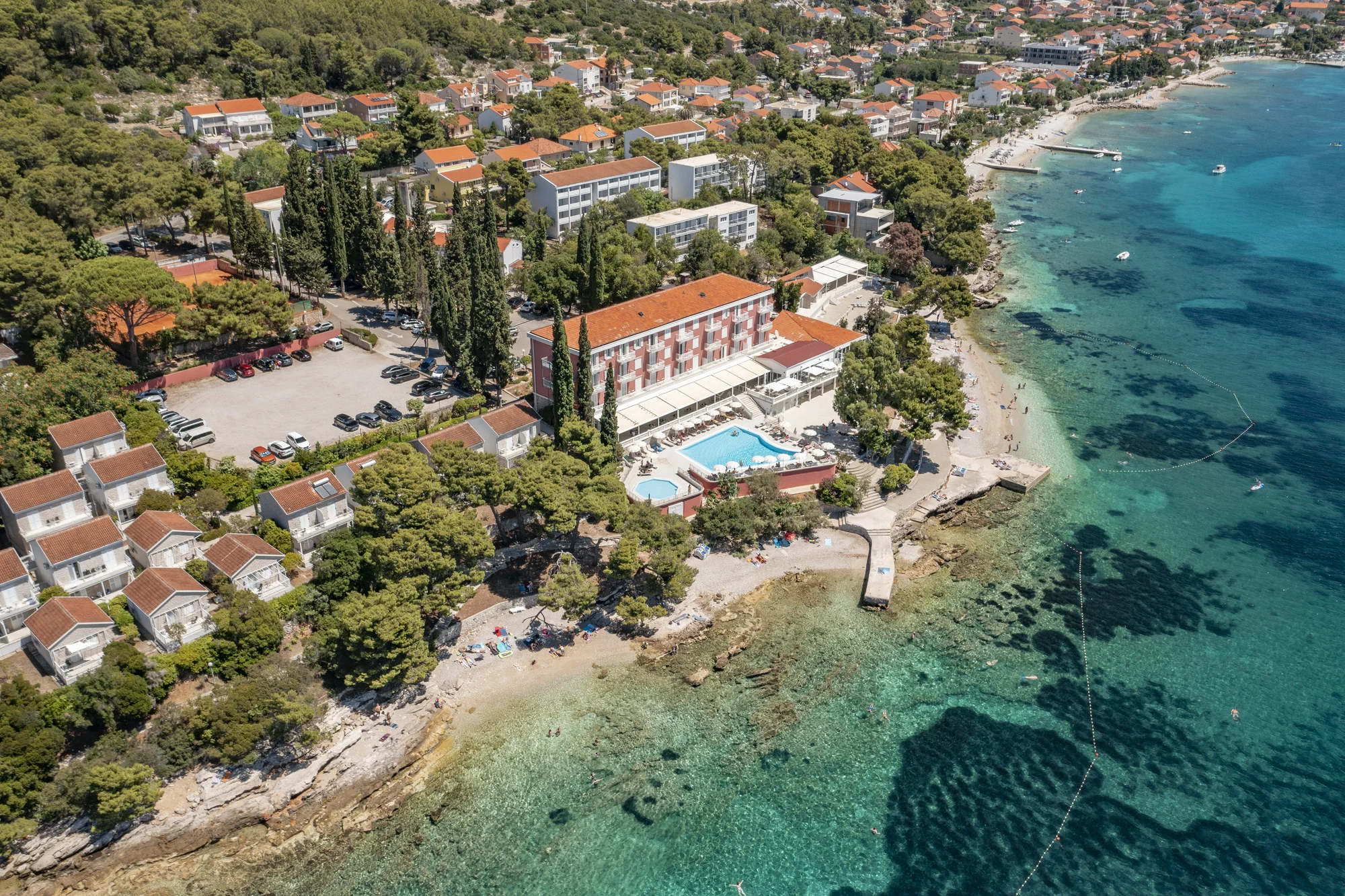 Pobyt na poloostrově Pelješac: u pláže, s bazény a se snídaní nebo polopenzí