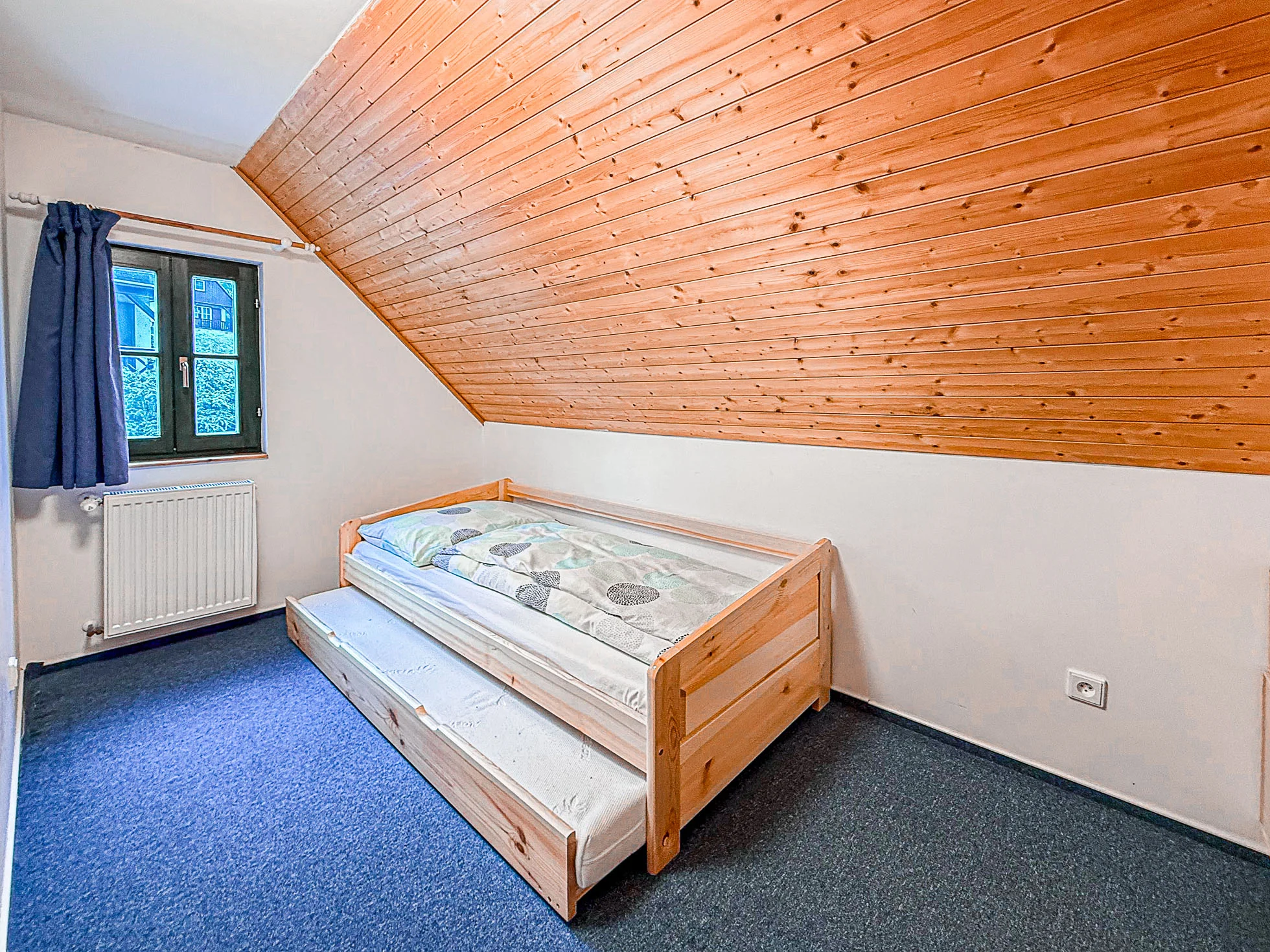 Chaty v Čisté v Krkonoších až pro 8 osob: sjezdovky, výlety a v létě bazén