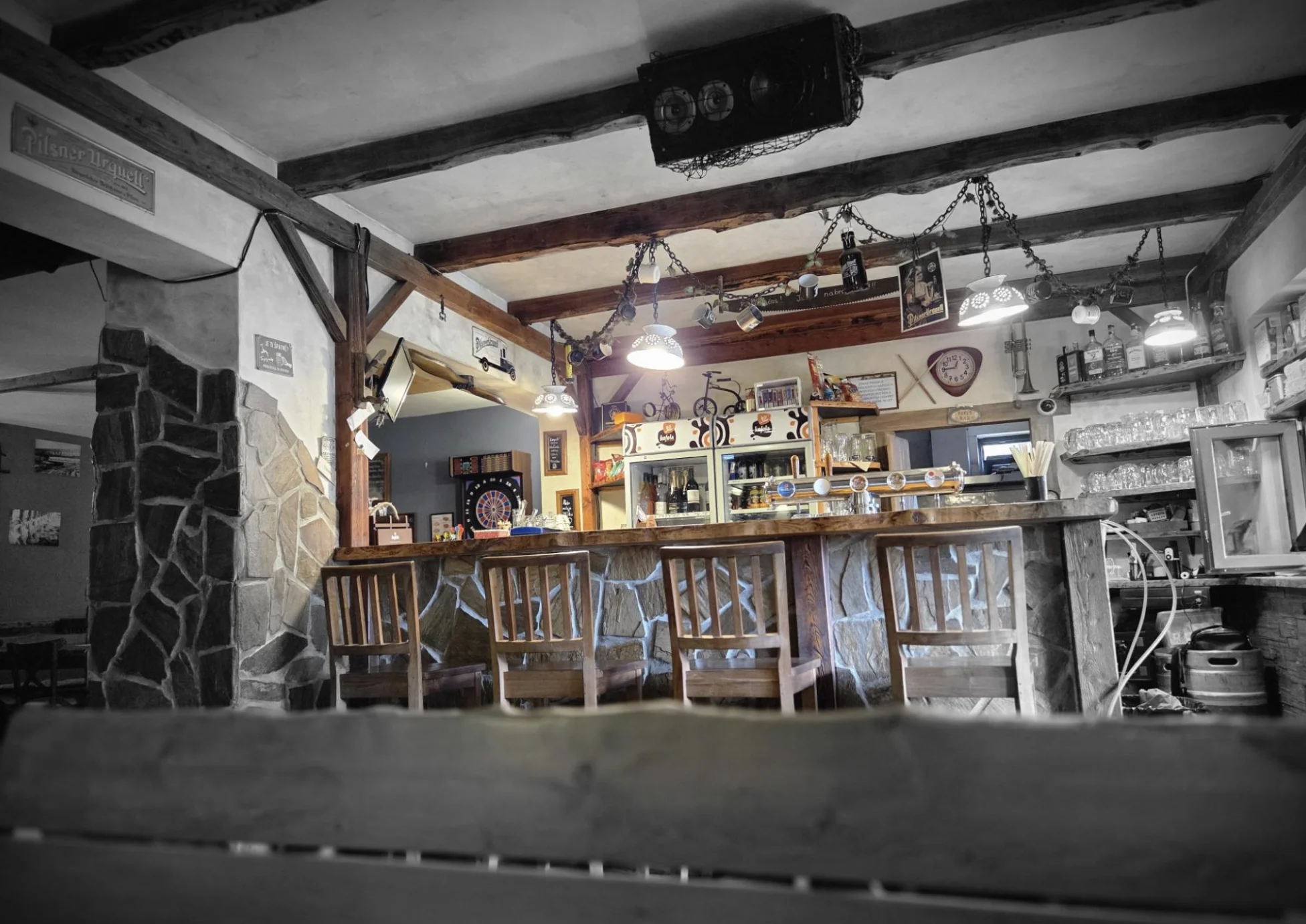 250g hovězí tatarák s topinkami: namíchaný nebo k vlastní úpravě