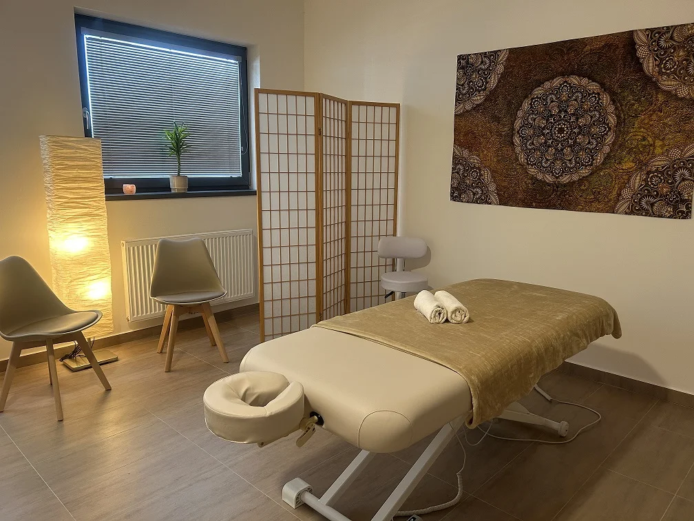 Uvolnění pro nastávající maminky: těhotenská aromaterapeutická masáž v délce 60 min.