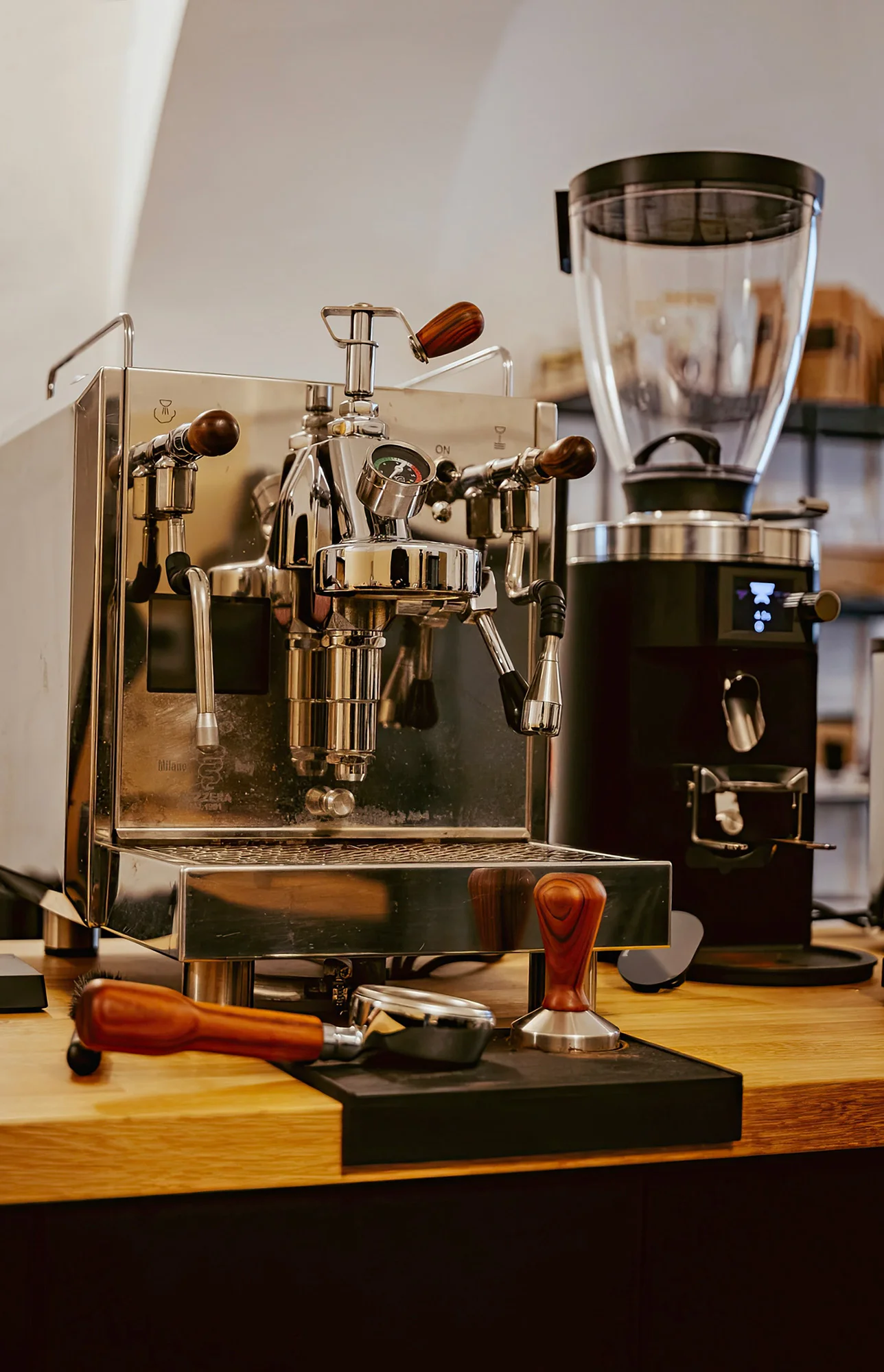 Kurzy domácí přípravy filtru či espressa, nebo zážitkové pražení kávy až pro 5 osob