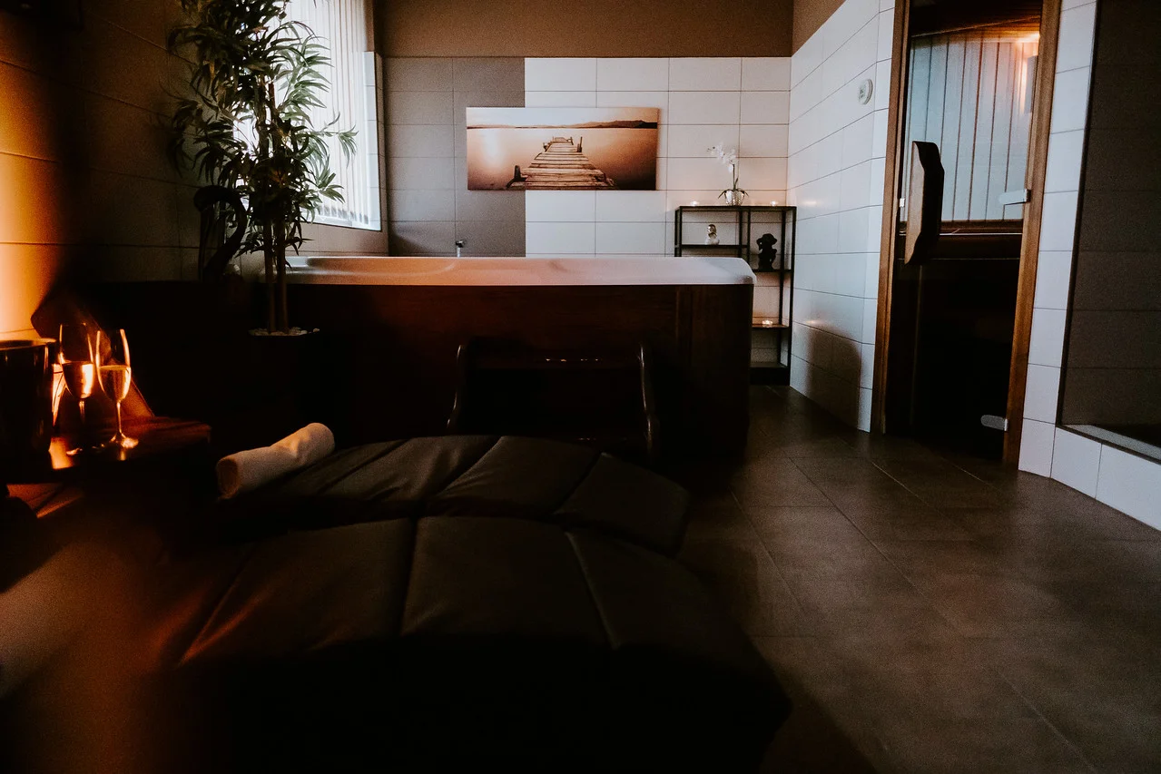 Dopolední romantika v bublinkách: vstup do privátního wellness na 90 minut