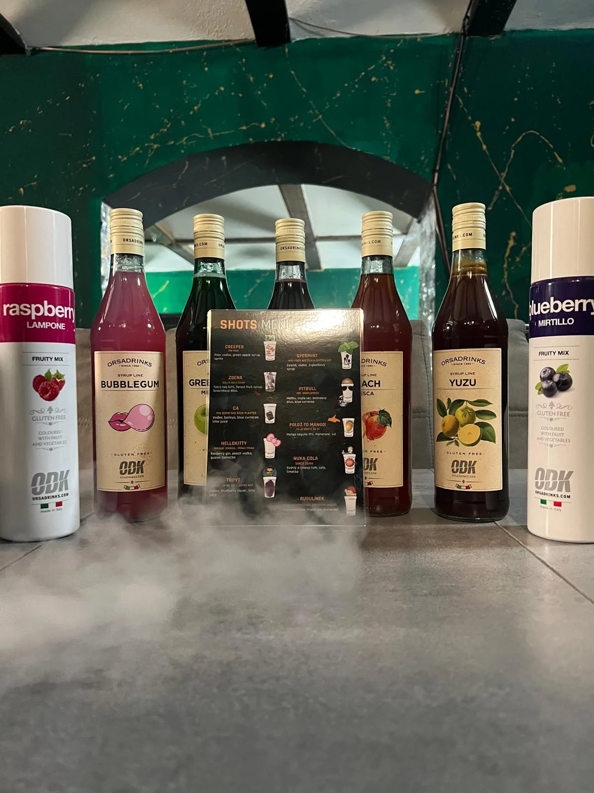 Vodní dýmka a k ní otevřený voucher na drinky v hodnotě 250–900 Kč