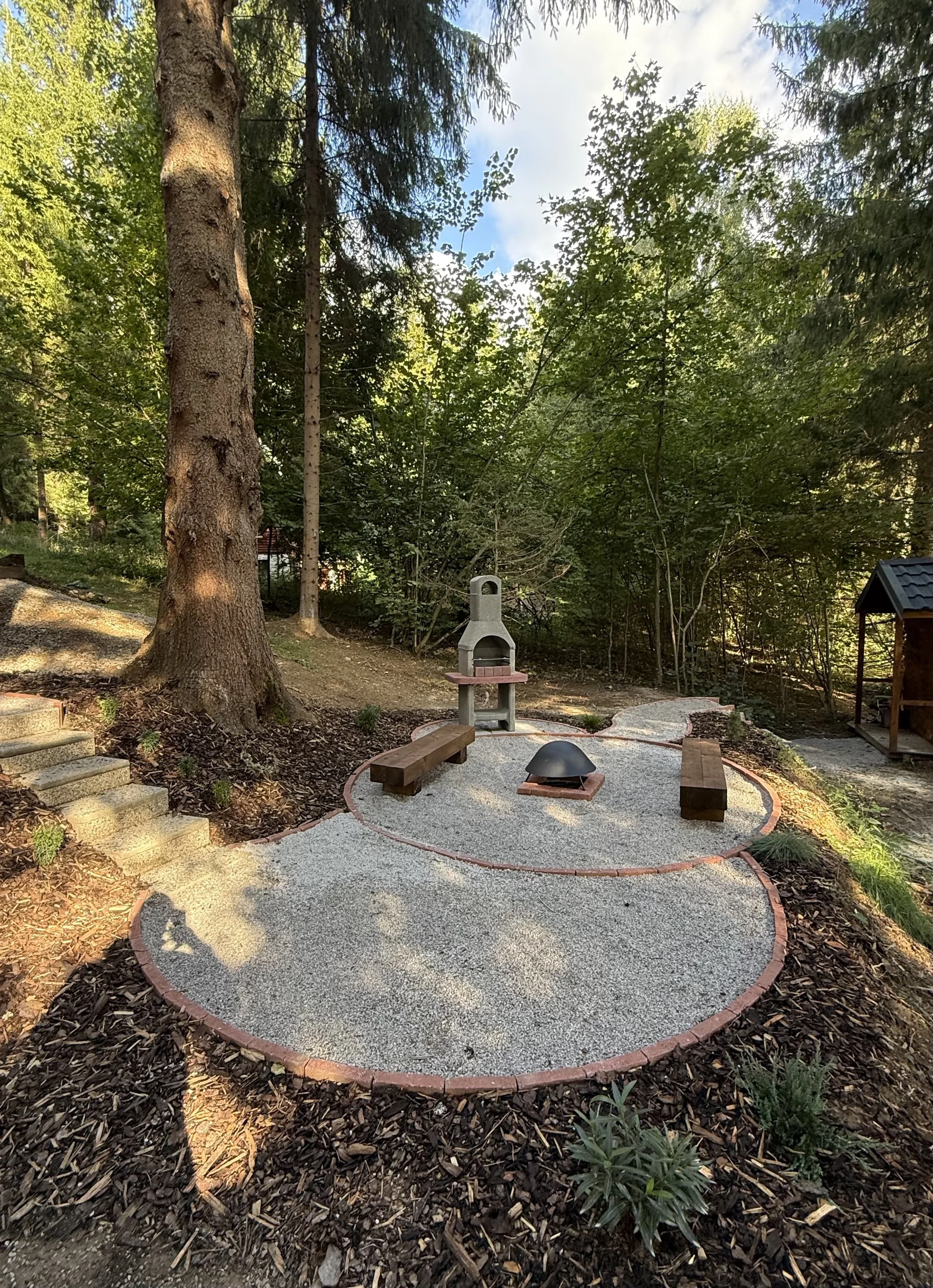 Netradiční ubytování pro dva: tiny house v Nízkých Tatrách i s koupací kádí