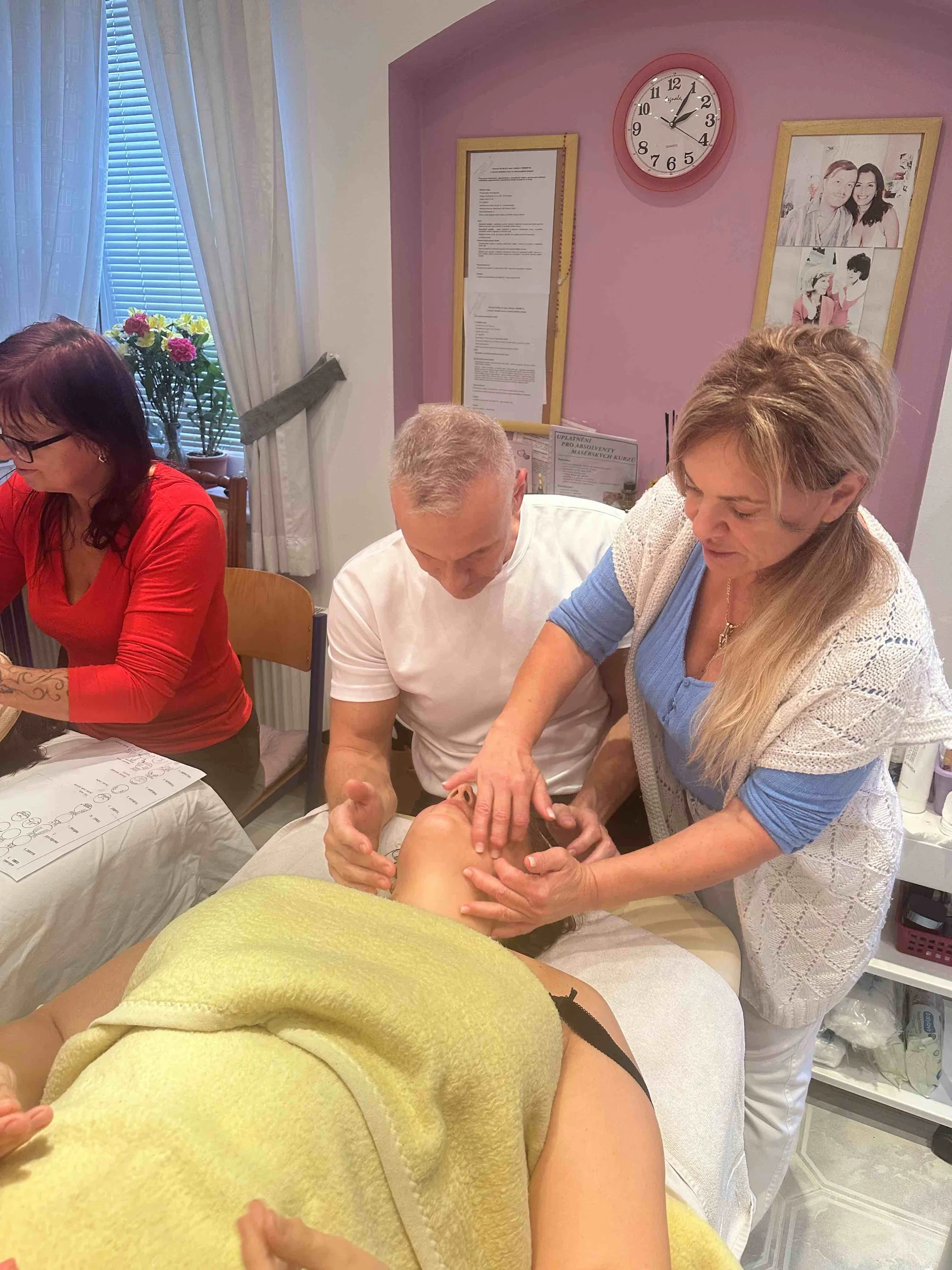 Staňte se kosmetičkou: certifikovaný kurz zakončený osvědčením pro vydání živnostenského listu