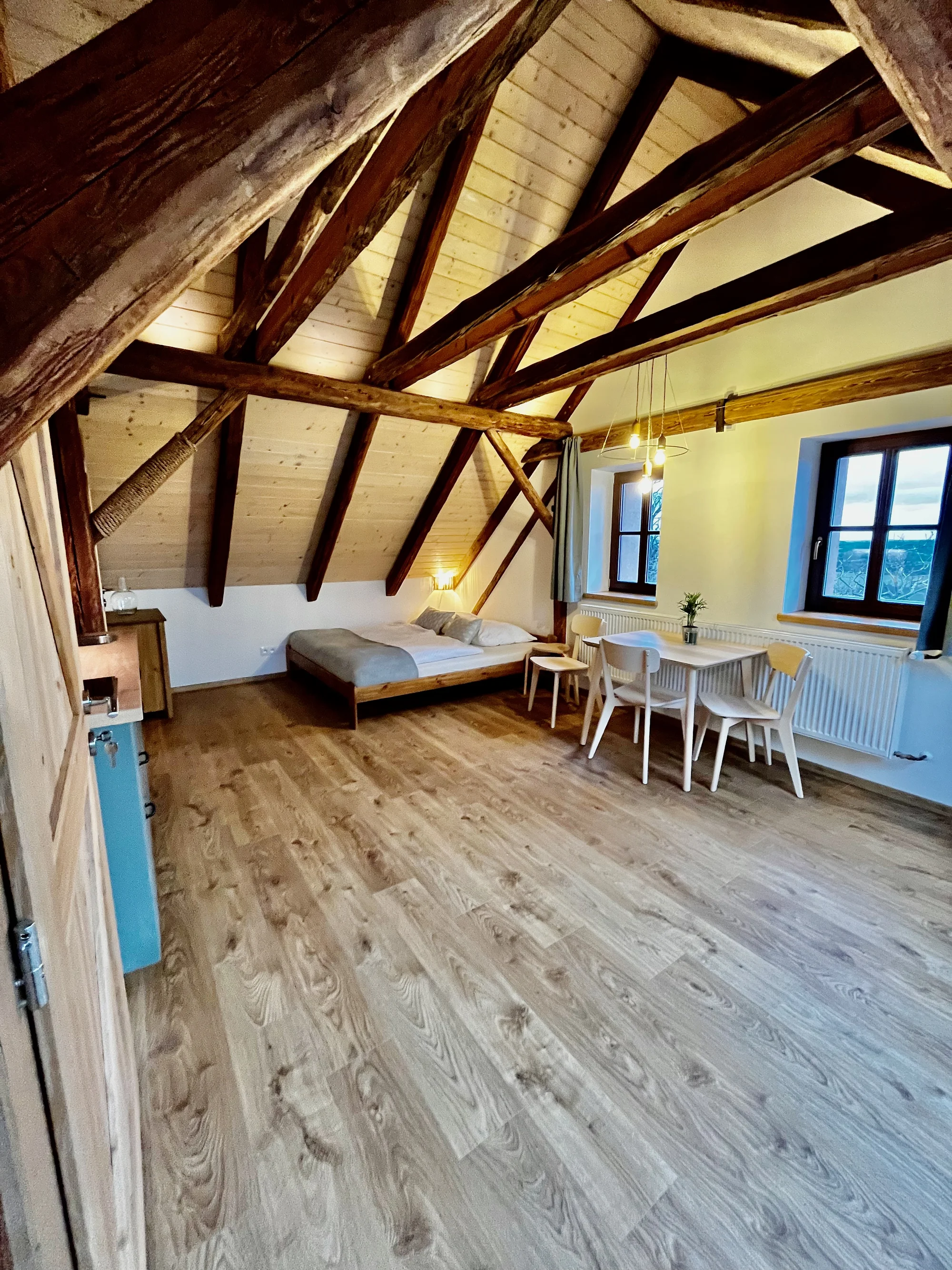 Relax na zrekonstruovaném statku v Borotíně: moderní apartmán až pro 6 osob