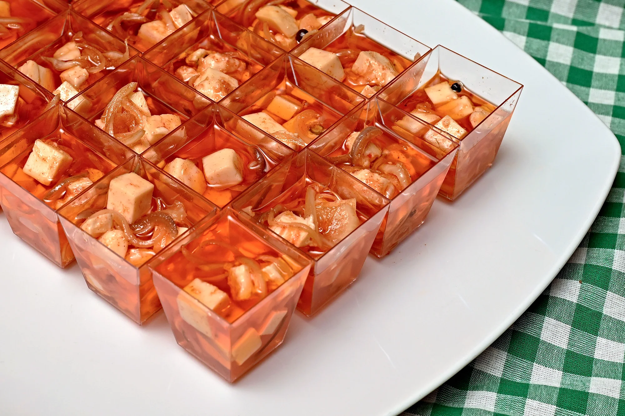 České all you can eat a pivo s folklórní hudbou: předkrmy, svíčková i kachna