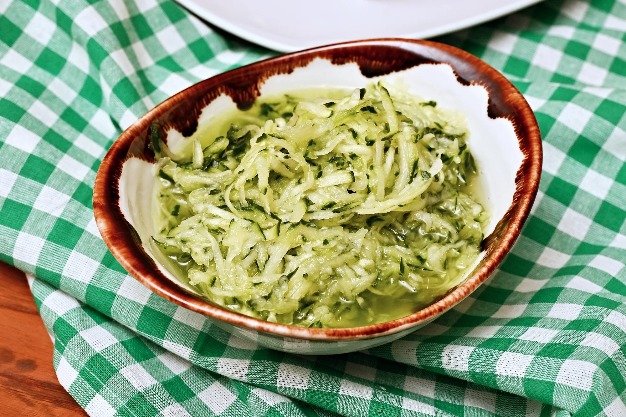 České all you can eat a pivo s folklórní hudbou: předkrmy, svíčková i kachna