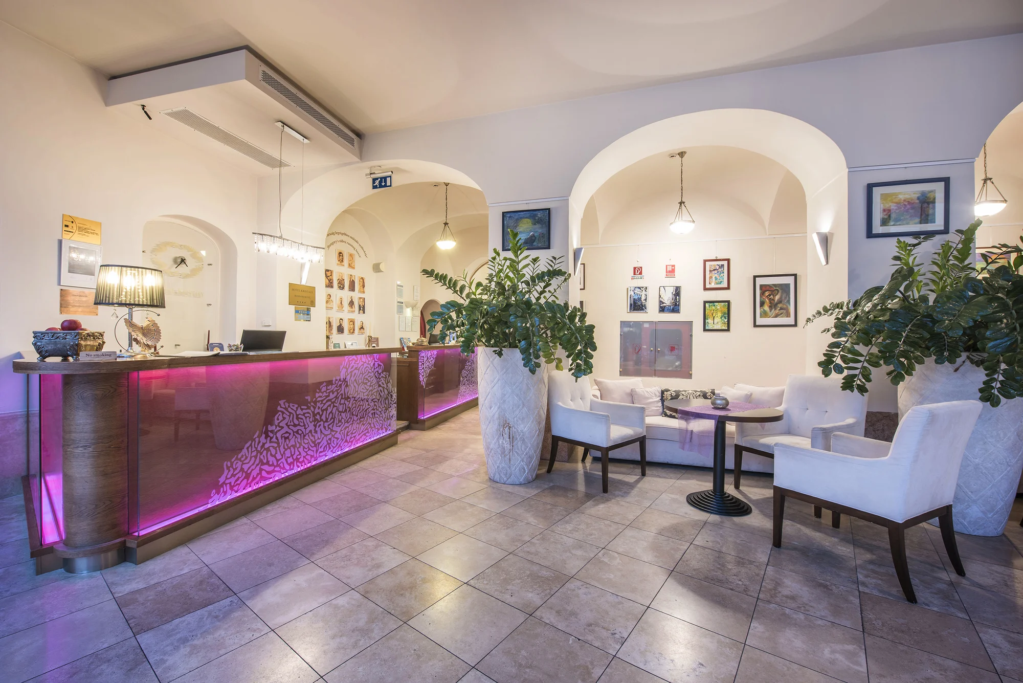 Romantický wellness pobyt v historickém hotelu na severu Maďarska s polopenzí a masáží