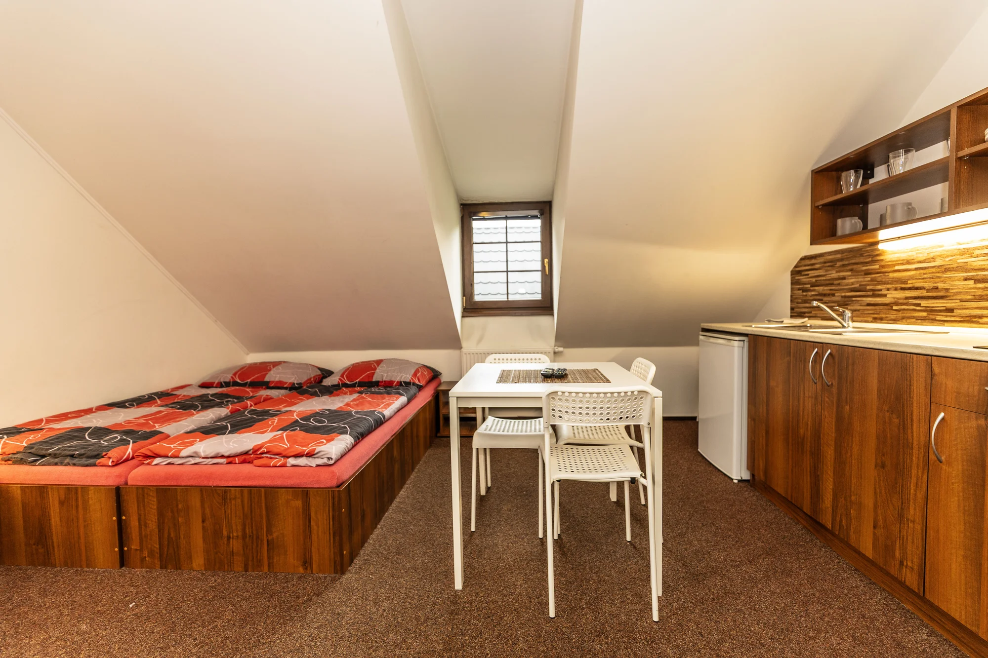 Apartmány na horské chatě v Jeseníkách vč. domácí stravy a neomezeného wellness s bazénem